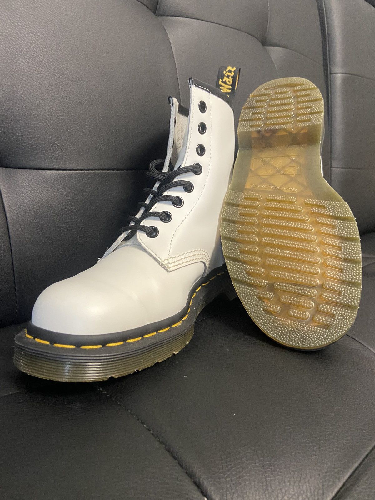 Dr. Martens Dr.Martens 1460 Women Leather White Size US 7 / IT 37 - 2 Thumbnail