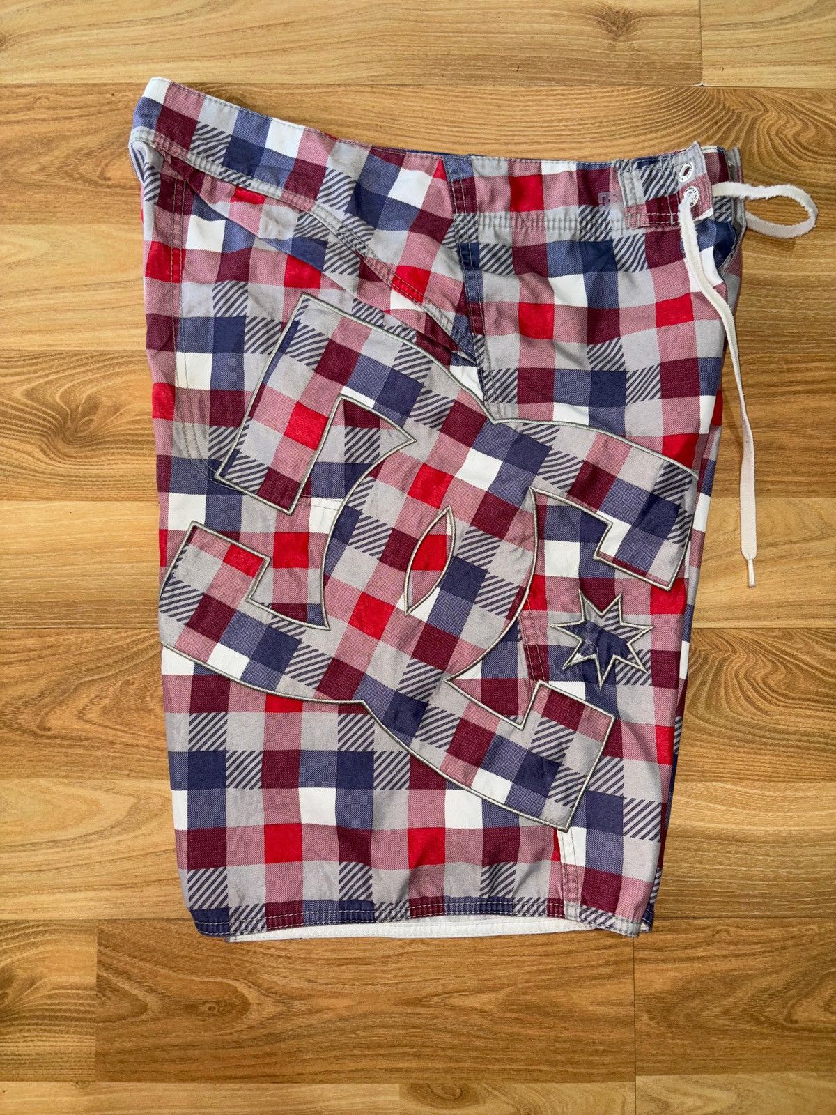 DC Y2K vintage DC shoes inc Boardshorts Size US 33 - 3 Thumbnail