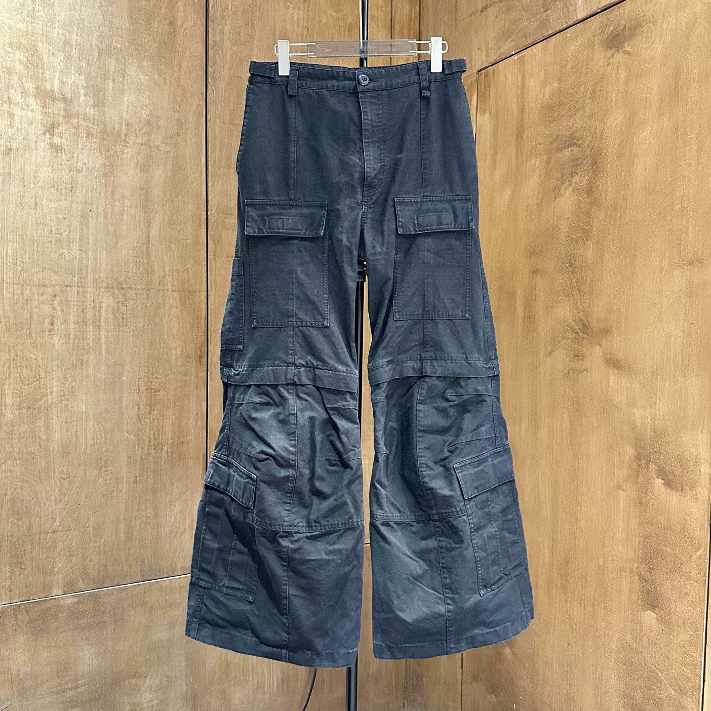 Balenciaga Balenciaga Flare Red Casual Pants M Men Size US 32 / EU 48 - 1 Thumbnail