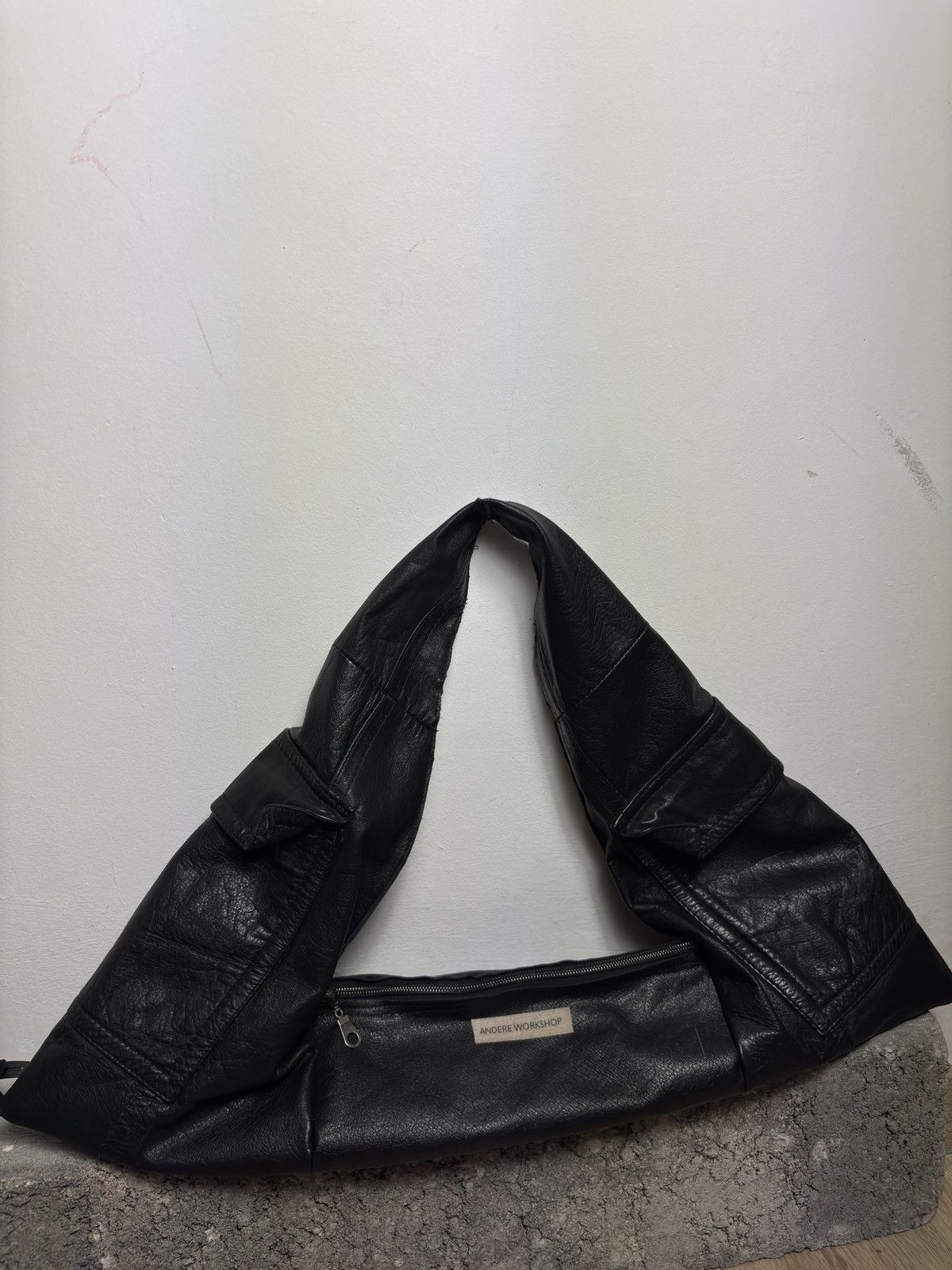 Designer Hobo leather bag black avant garde Size ONE SIZE - 1 Thumbnail