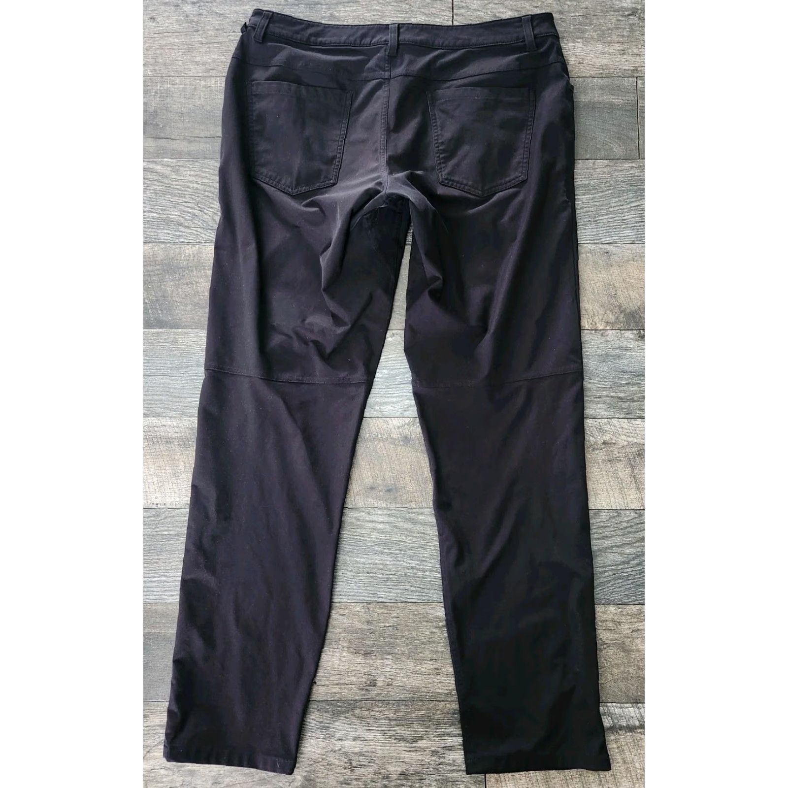 Lululemon lululemon Mens Pants 34x32 ABC Classic Fit 5 Pocket Warpstreme Black Size US 34 / EU 50 - 7 Thumbnail