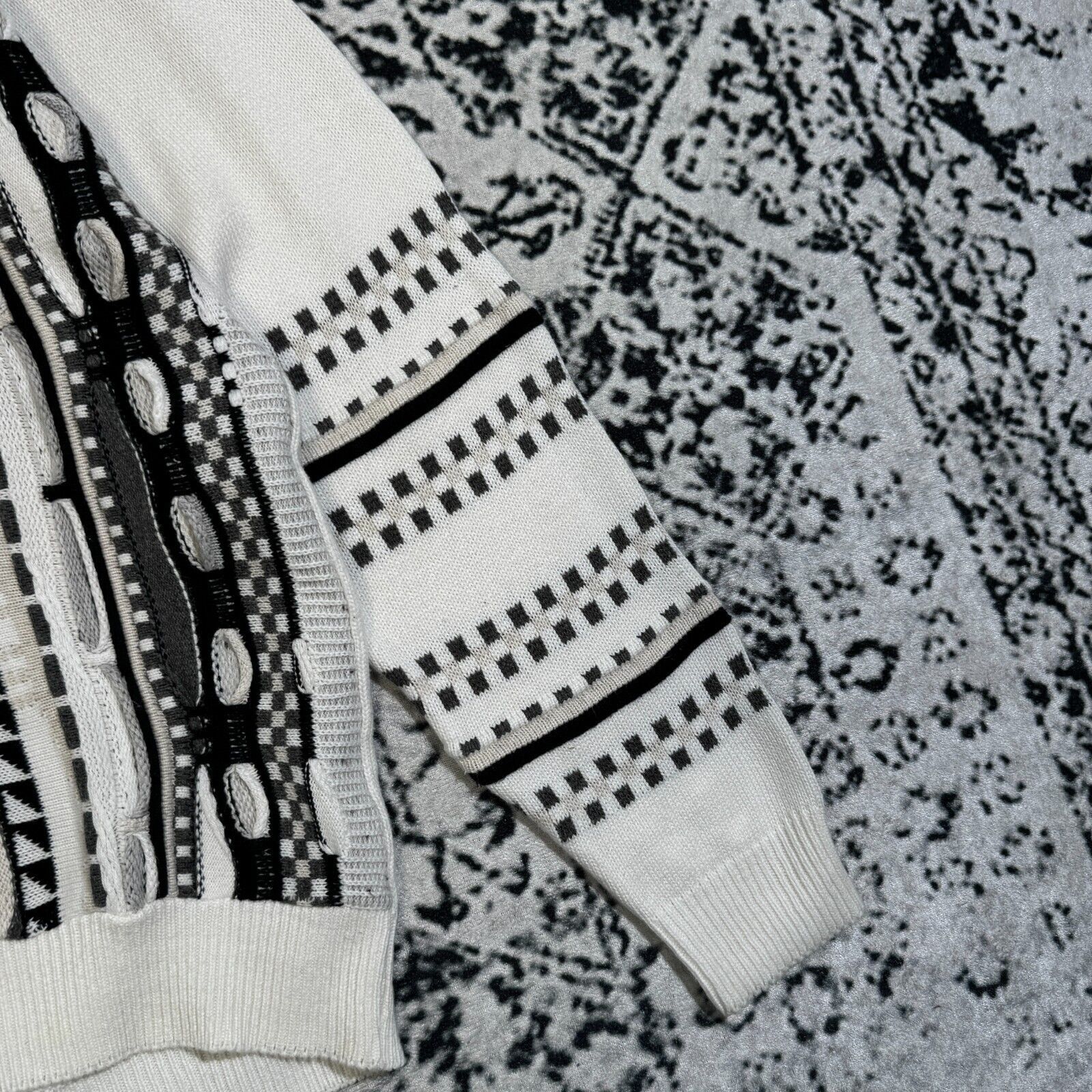 Vintage Vintage Unisex White Gray Black Cotton Sweater Size L 3D Size US L / EU 52-54 / 3 - 3 Thumbnail