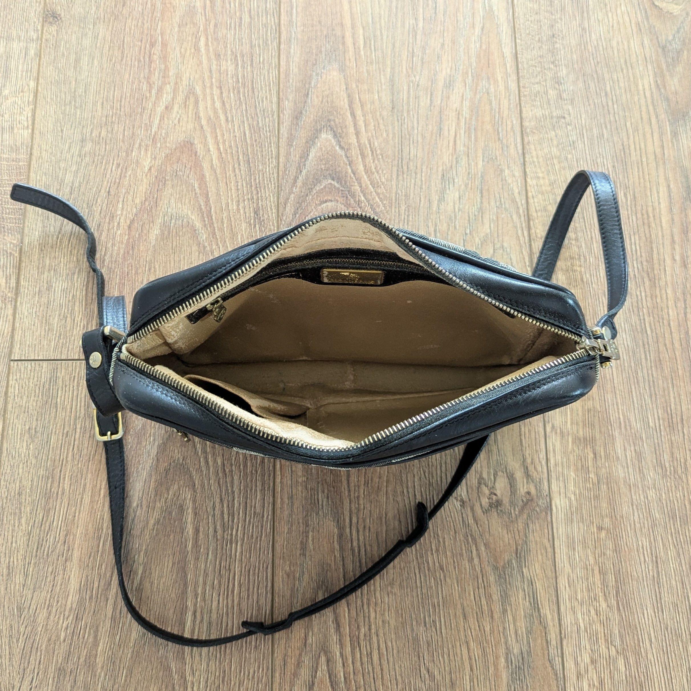 Maison Mollerus Maison Mollerus MM Messenger Small Shoulder Bag Zip Riri Size ONE SIZE - 10 Thumbnail