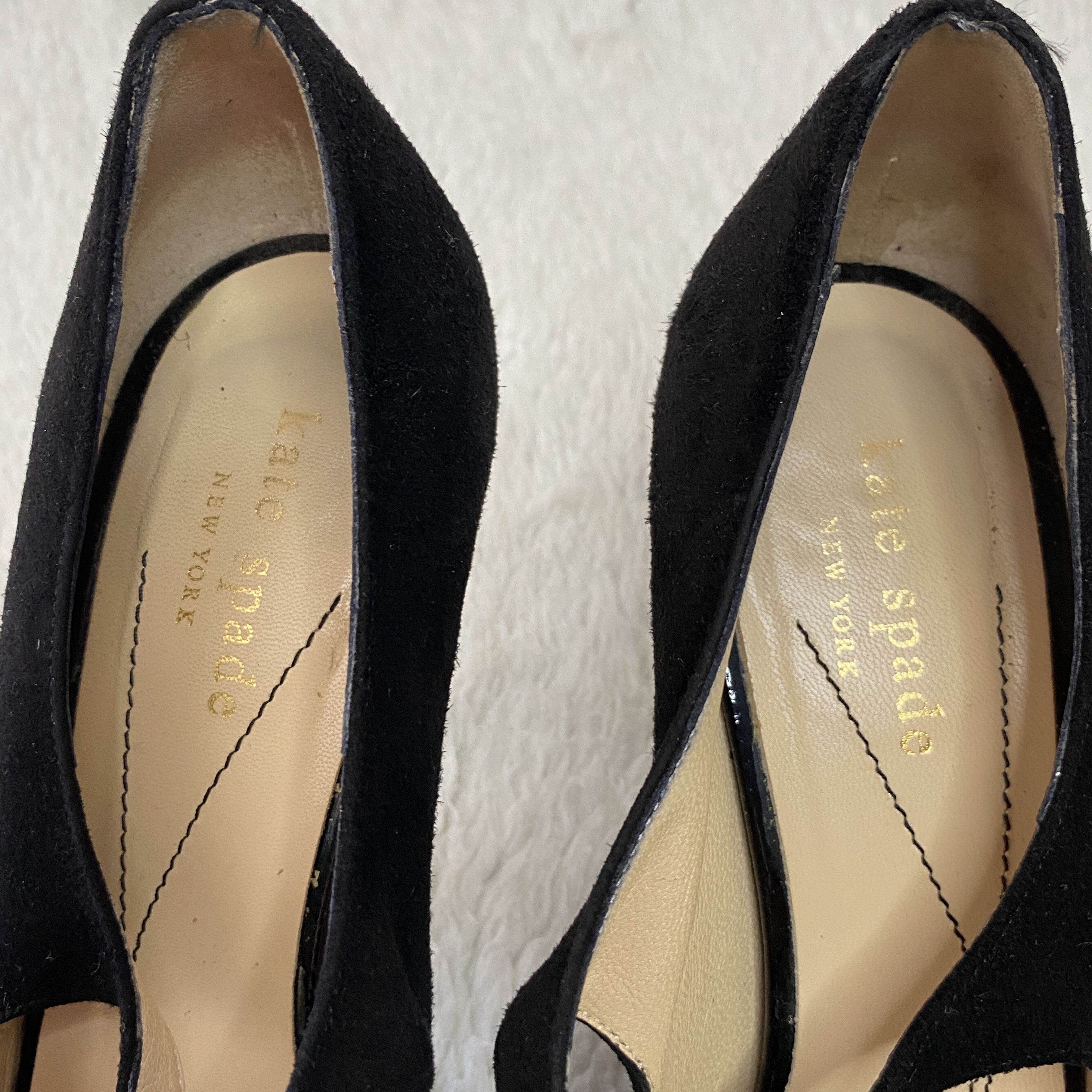 Kate Spade Kate Spade Black Suede Patent Leather Peep Toe Bow Pumps Size US 7.5 / IT 37.5 - 5 Thumbnail