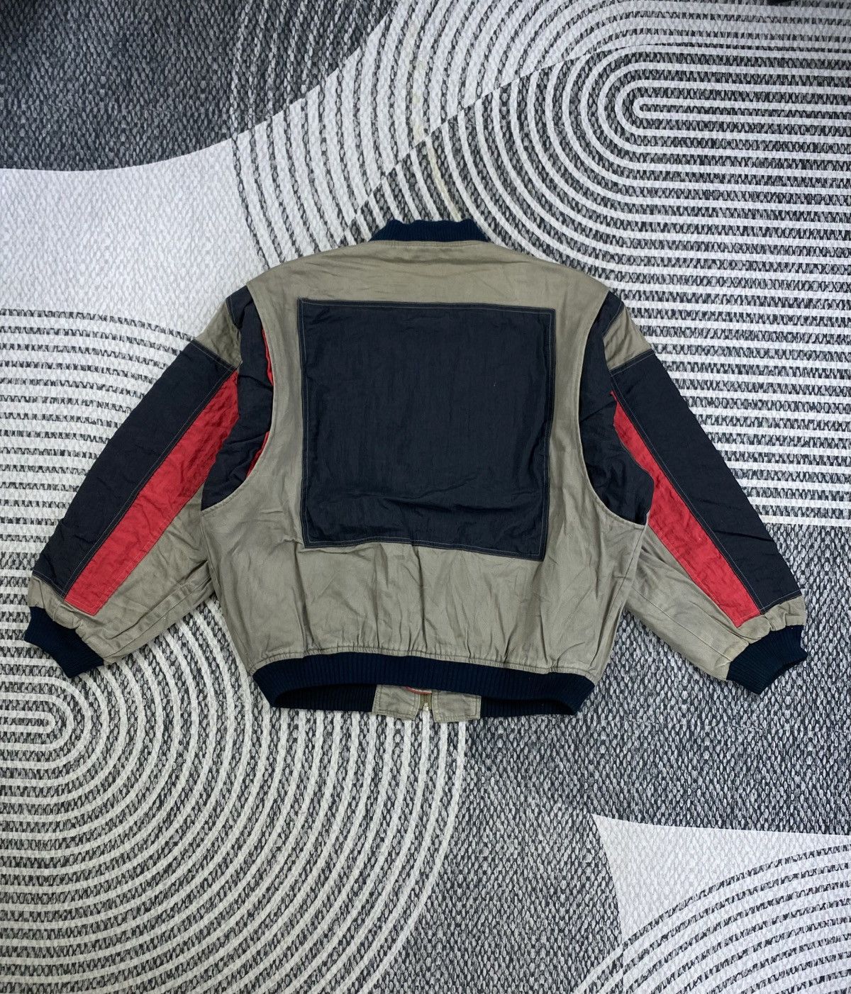 Japanese Brand Vintage 1990s BAYLEAF Utility Zipper Bomber Jacket Size US XL / EU 56 / 4 - 1 Thumbnail