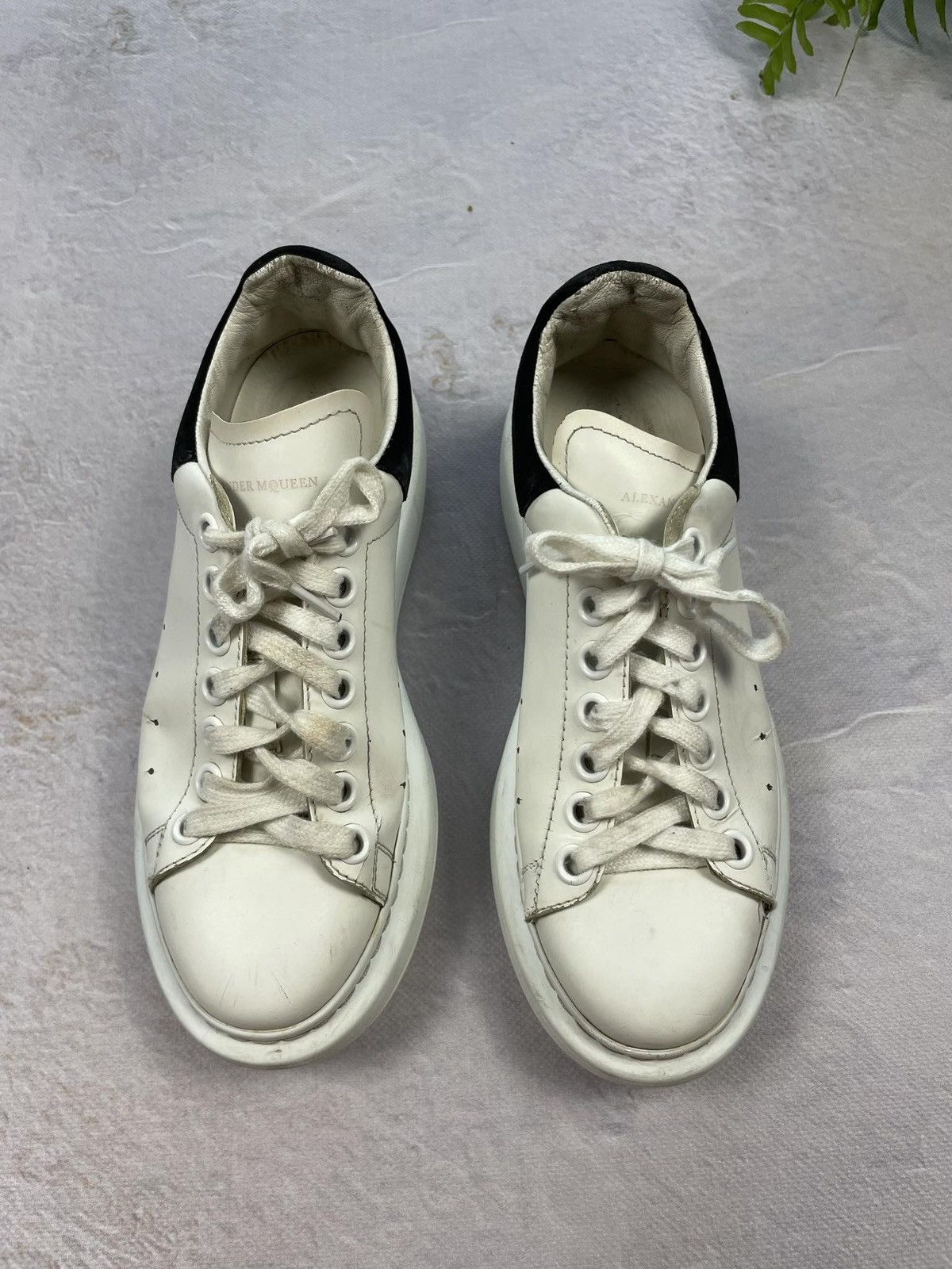 Alexander McQueen × Designer Alexander Mcqueen Oversized Sneakers Shoes Size US 7 / IT 37 - 2 Thumbnail