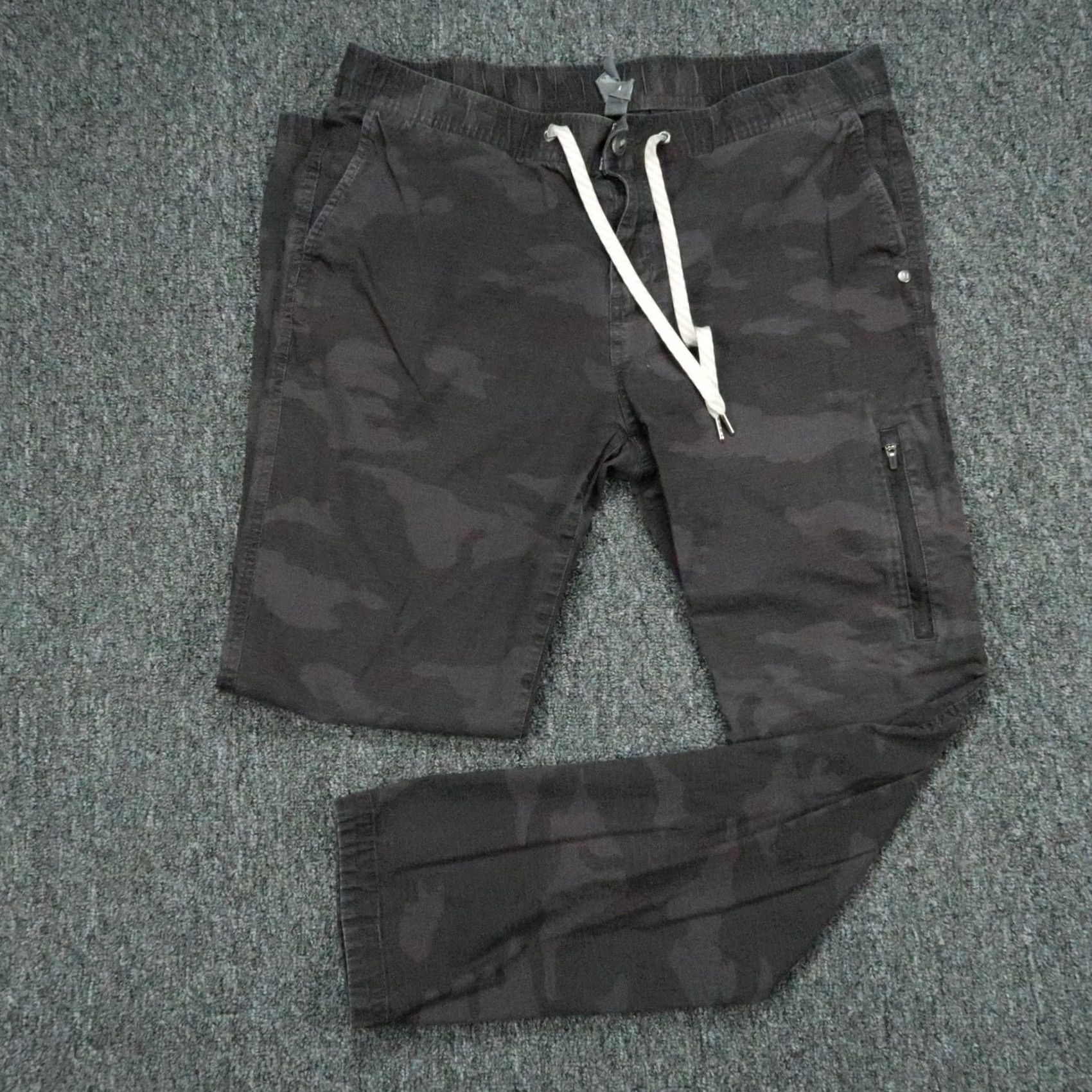 Vuori Vuori Pants Womens Large Gray Camouflage Ripstop Zip Pocket Straight VW401 Size 36" / US 14 / IT 50 - 2 Thumbnail