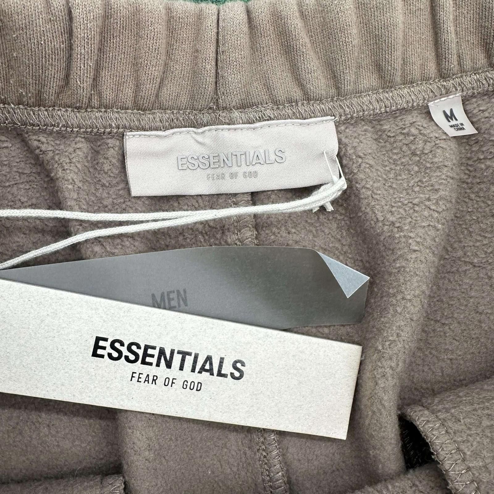 Fear of God Fear Of God Essentials Sweatpants Olive M New Size US 32 / EU 48 - 3 Thumbnail