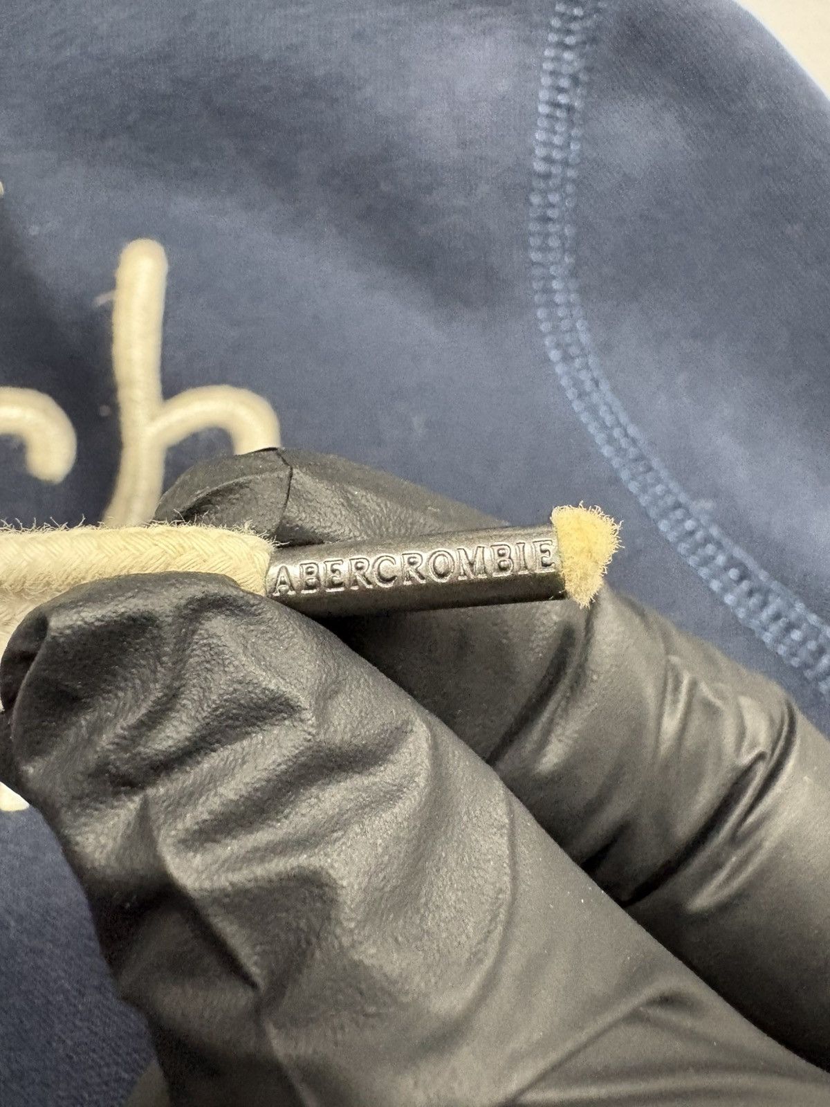 Abercrombie & Fitch Abercrombie & Fitch Fuzzy Sherpa Zip Hoodie Navy Y2K Vintage Size M / US 6-8 / IT 42-44 - 7 Thumbnail