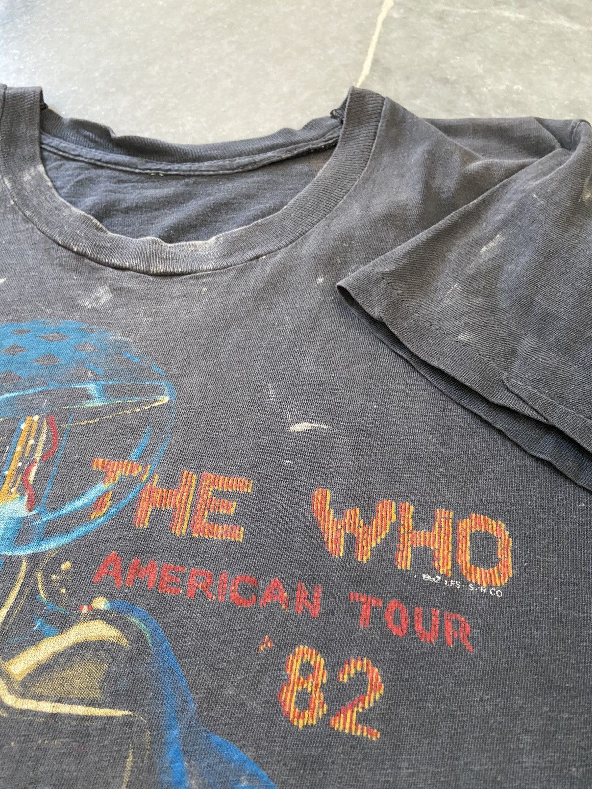 Band Tees Vintage 1982 The Who American Tour Sun Faded Tee Size US S / EU 44-46 / 1 - 8 Thumbnail