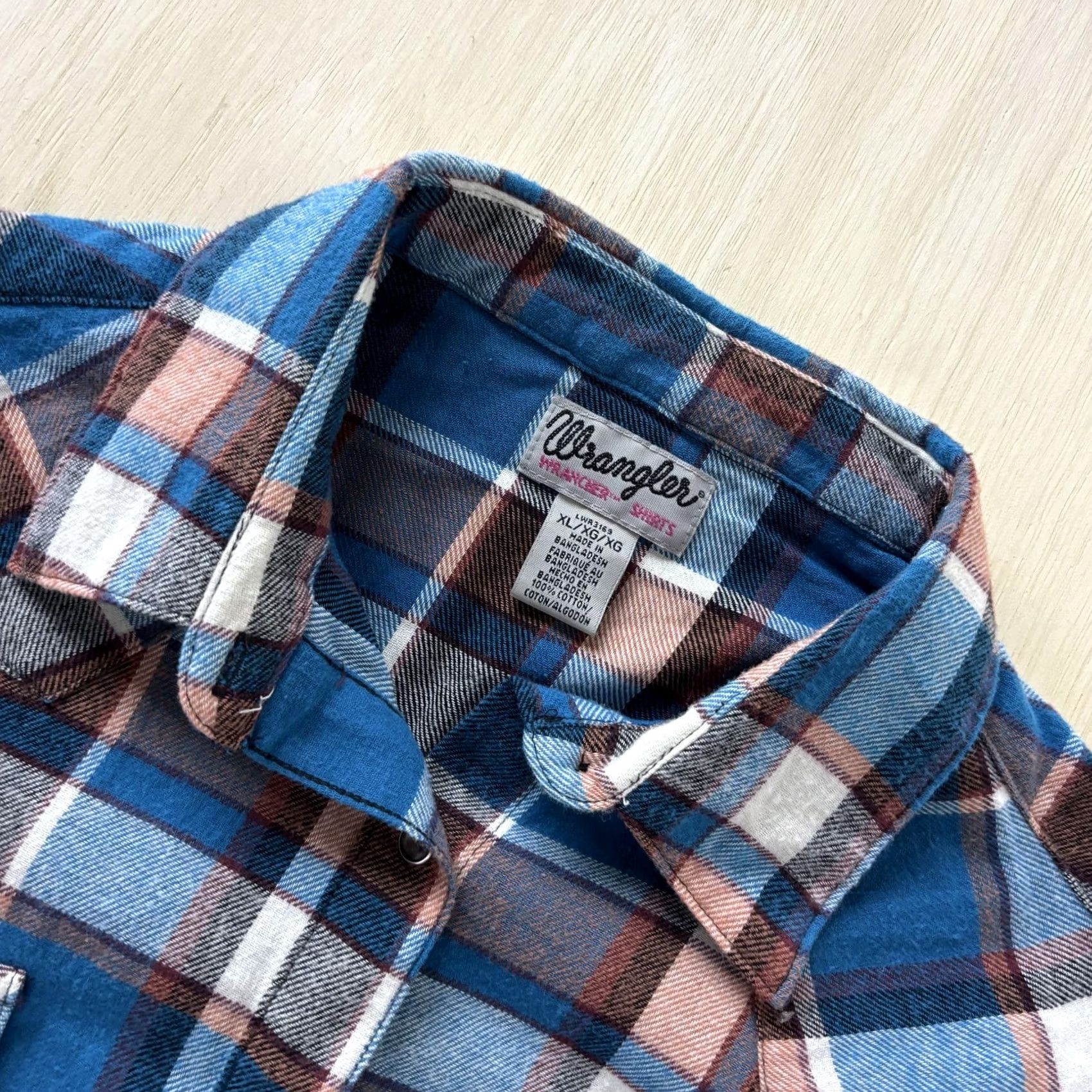 Wrangler Wrangler Womens XL Blue Plaid Flannel Western Snap Shirt Long Sleeve Casual Size XL / US 12-14 / IT 48-50 - 2 Thumbnail