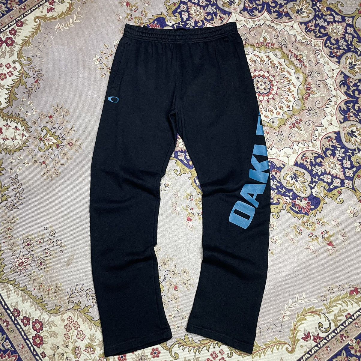Oakley Vintage Oakley sweatpants Side Spellout Size US 30 / EU 46 - 2 Thumbnail