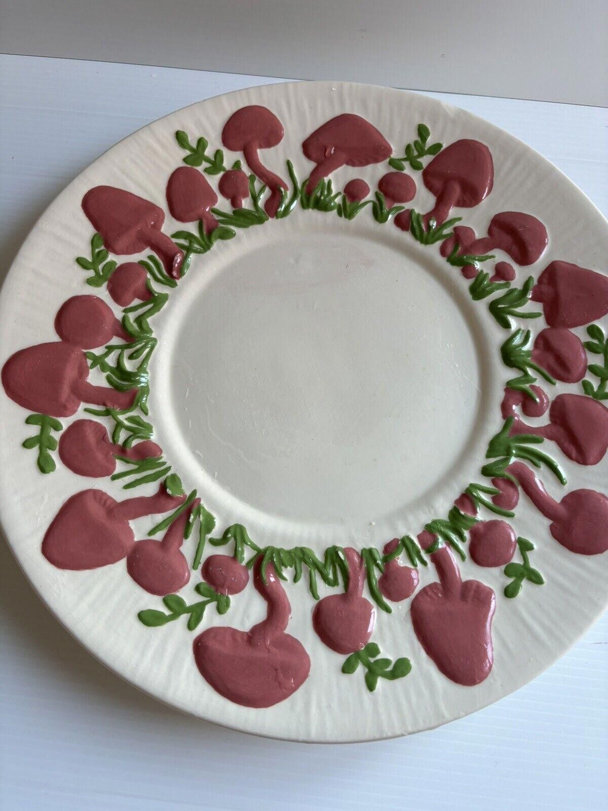 Designer Vintage Mushroom Plate Size ONE SIZE - 1 Thumbnail