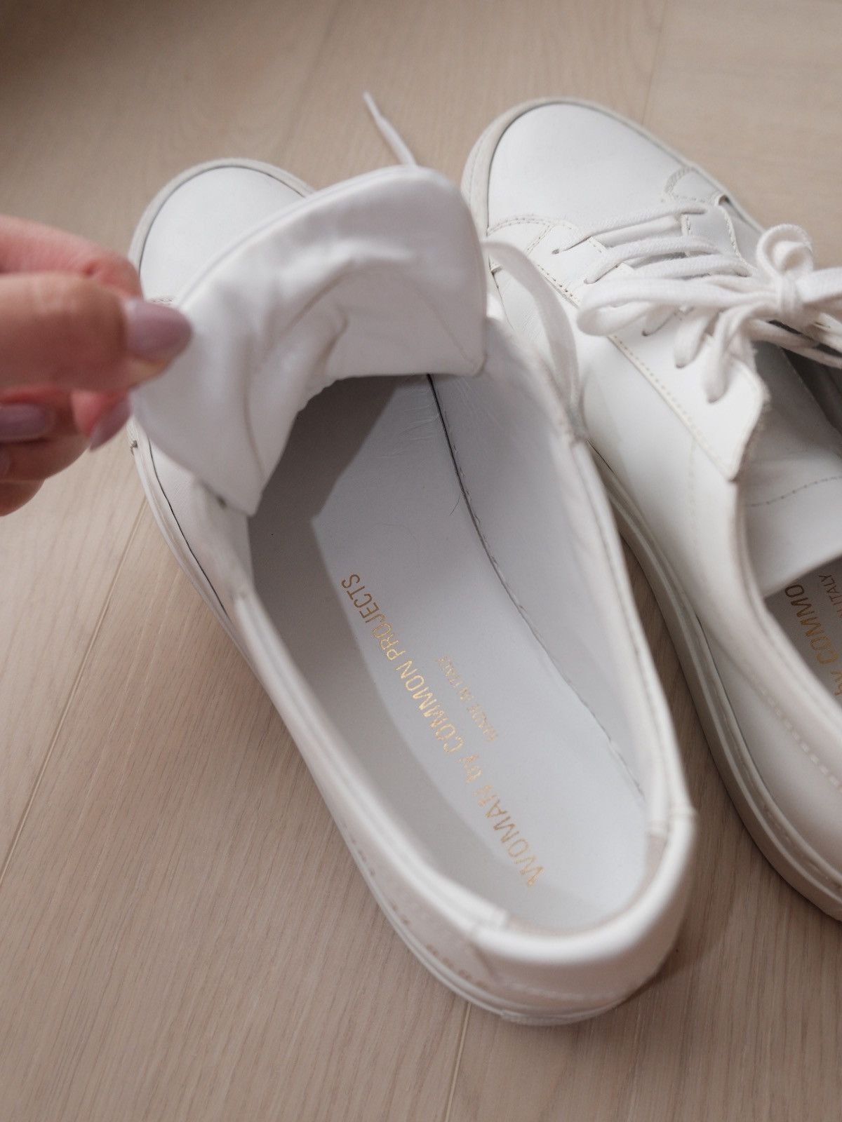 Common Projects Common Projects Leather Sneakers Size US 7 / IT 37 - 7 Thumbnail