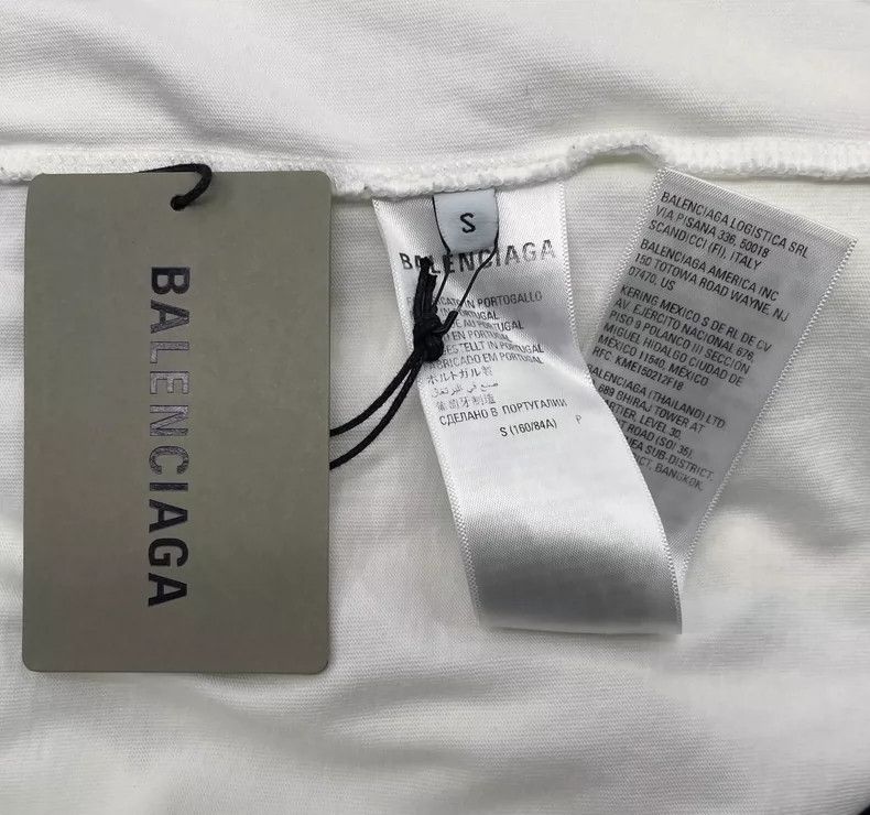 Balenciaga Balenciaga Alphabet Logo Crew Neck Short Sleeve Size US S / EU 44-46 / 1 - 5 Thumbnail