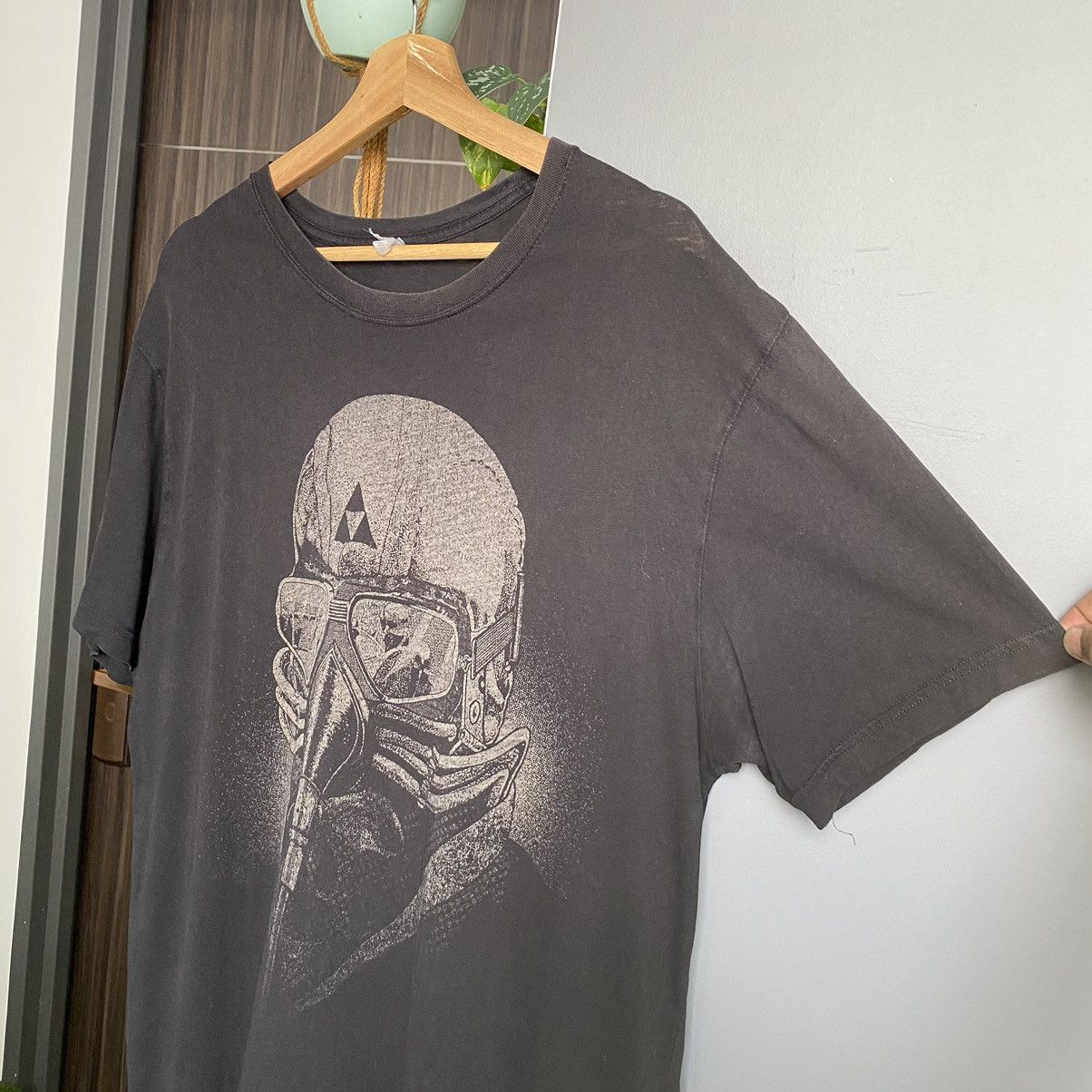 Black Sabbath Thrashed Faded Vintage Black Sabbath Band ERD GRUNGE GRAIL T Size US XL / EU 56 / 4 - 4 Thumbnail