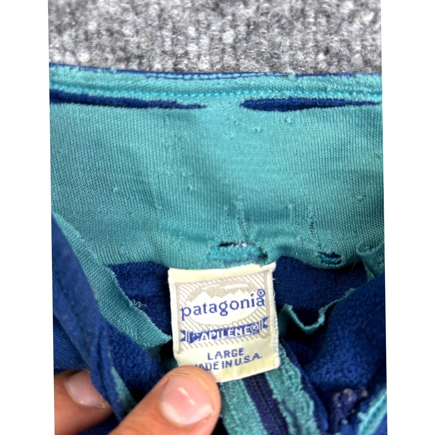 Patagonia VINTAGE Patagonia Capilene Quarter Zip Pullover Mens Large Blue Capilene Quarter Zip Pullover Mens L Blue Vintage Patagonia USA Made Size US L / EU 52-54 / 3 - 3 Thumbnail