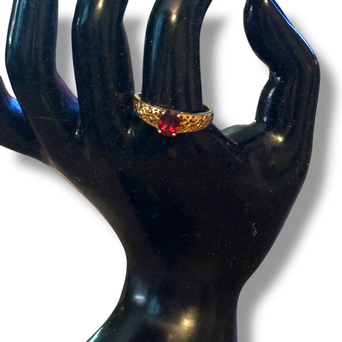 Other Gold tone filigree red gemstone ring Size ONE SIZE - 2 Thumbnail