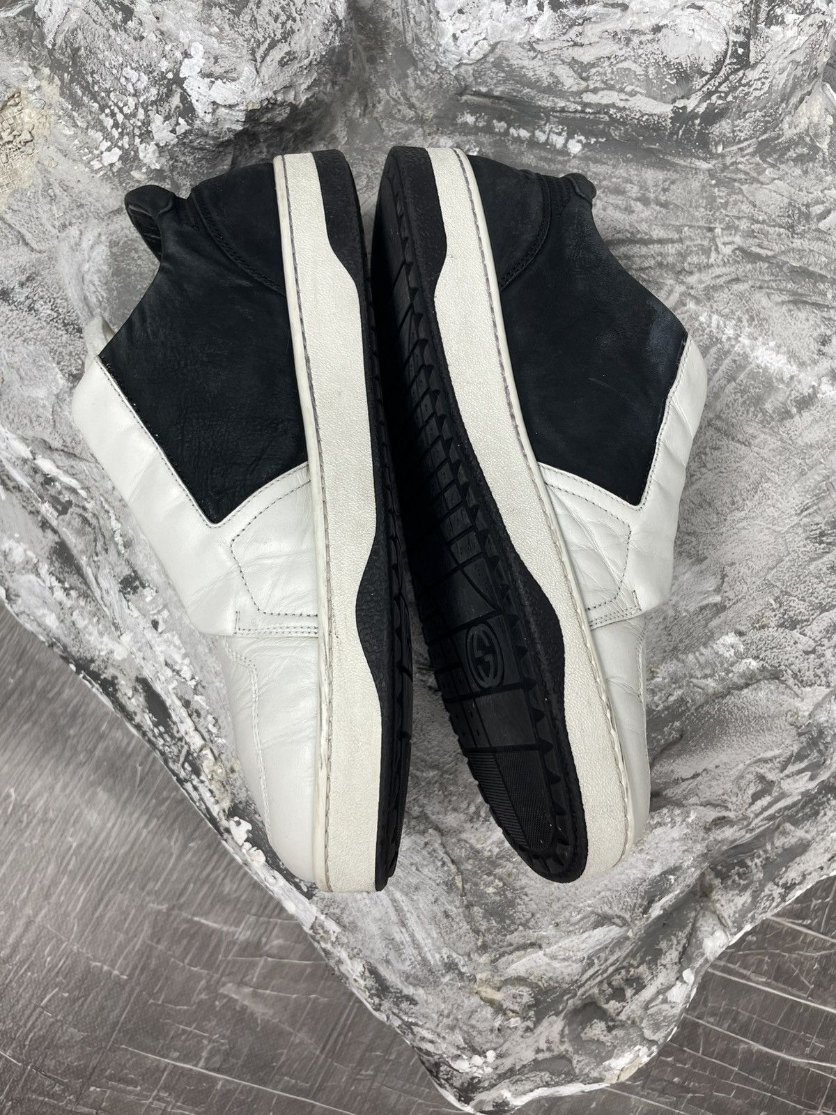 Gucci Gucci Black / White Leather Zip Sneakers Size US 9.5 / EU 42-43 - 4 Thumbnail
