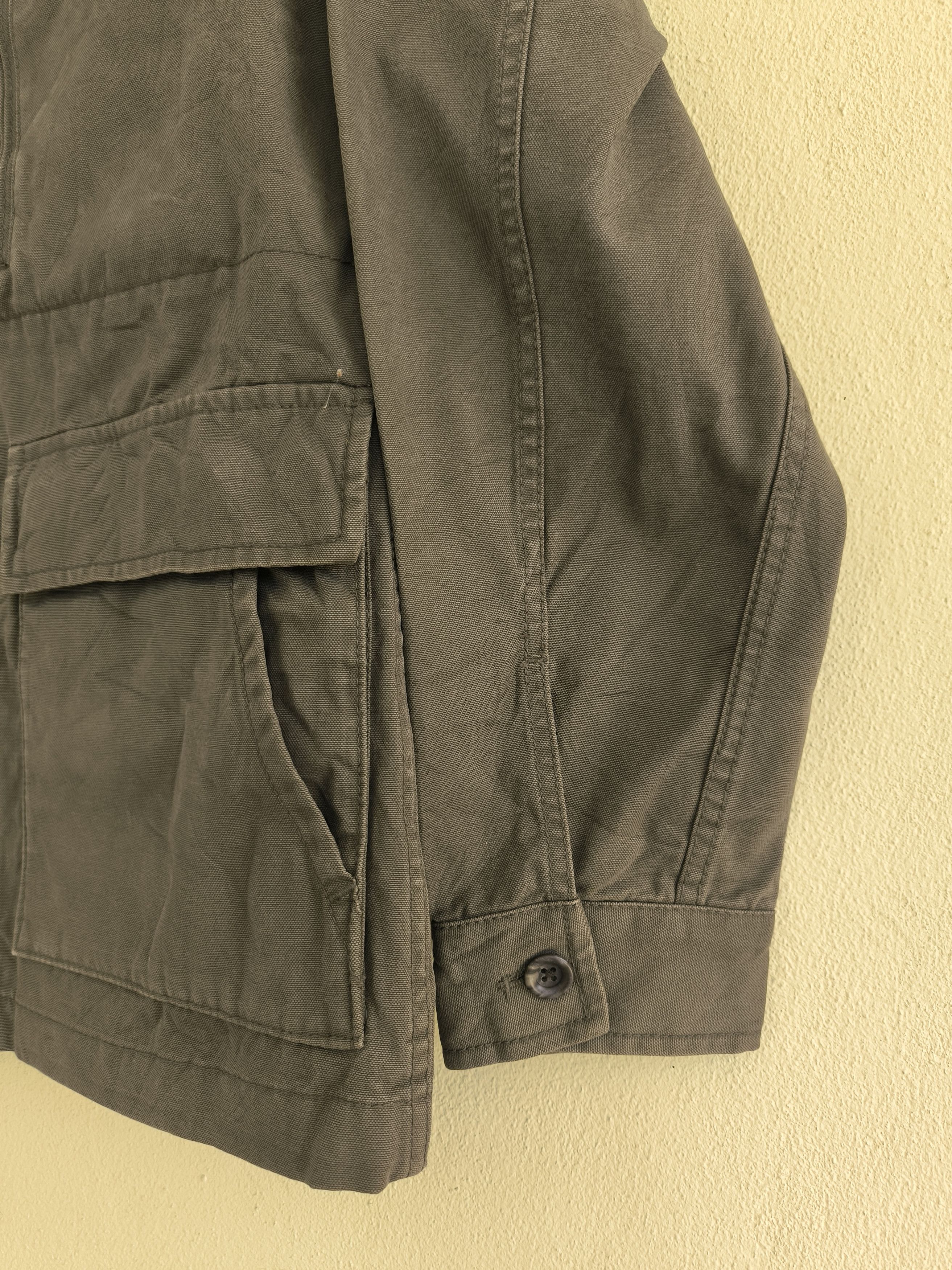 Uniqlo UNIQLO adjustable waist multi pocket jacket styled military Size US M / EU 48-50 / 2 - 3 Thumbnail