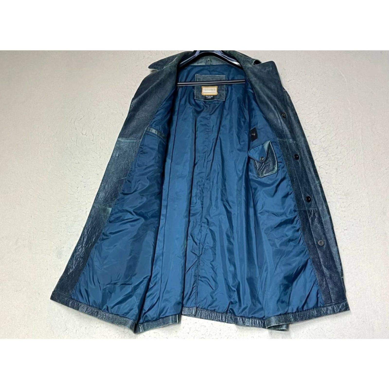 Nike VINTAGE Nike Air Jordan 2000 Leather Jacket Blue 3XL Men Mens Overcoat Leather 100% NIKE AIR JORDAN 2000 Blue Jacket 3XL Size US XXL / EU 58 / 5 - 6 Thumbnail