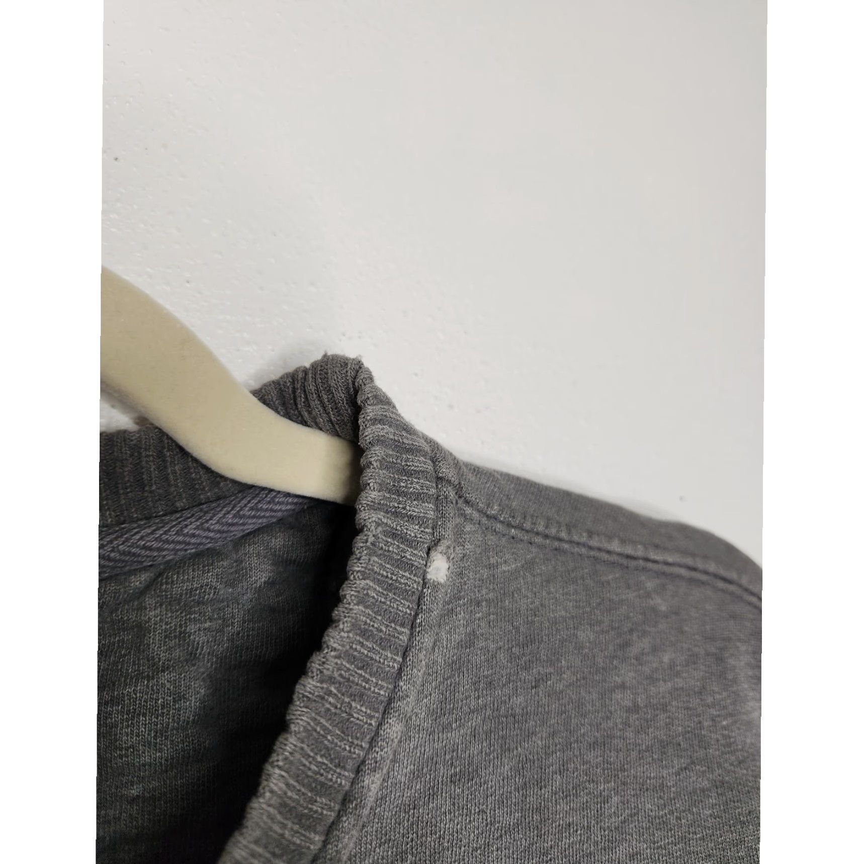 Eddie Bauer VINTAGE Eddie Bauer Sweatshirt/LG/Unisex Adults/Gray Crewneck Pullover with Nature Art (Outdoor) Size US L / EU 52-54 / 3 - 5 Thumbnail