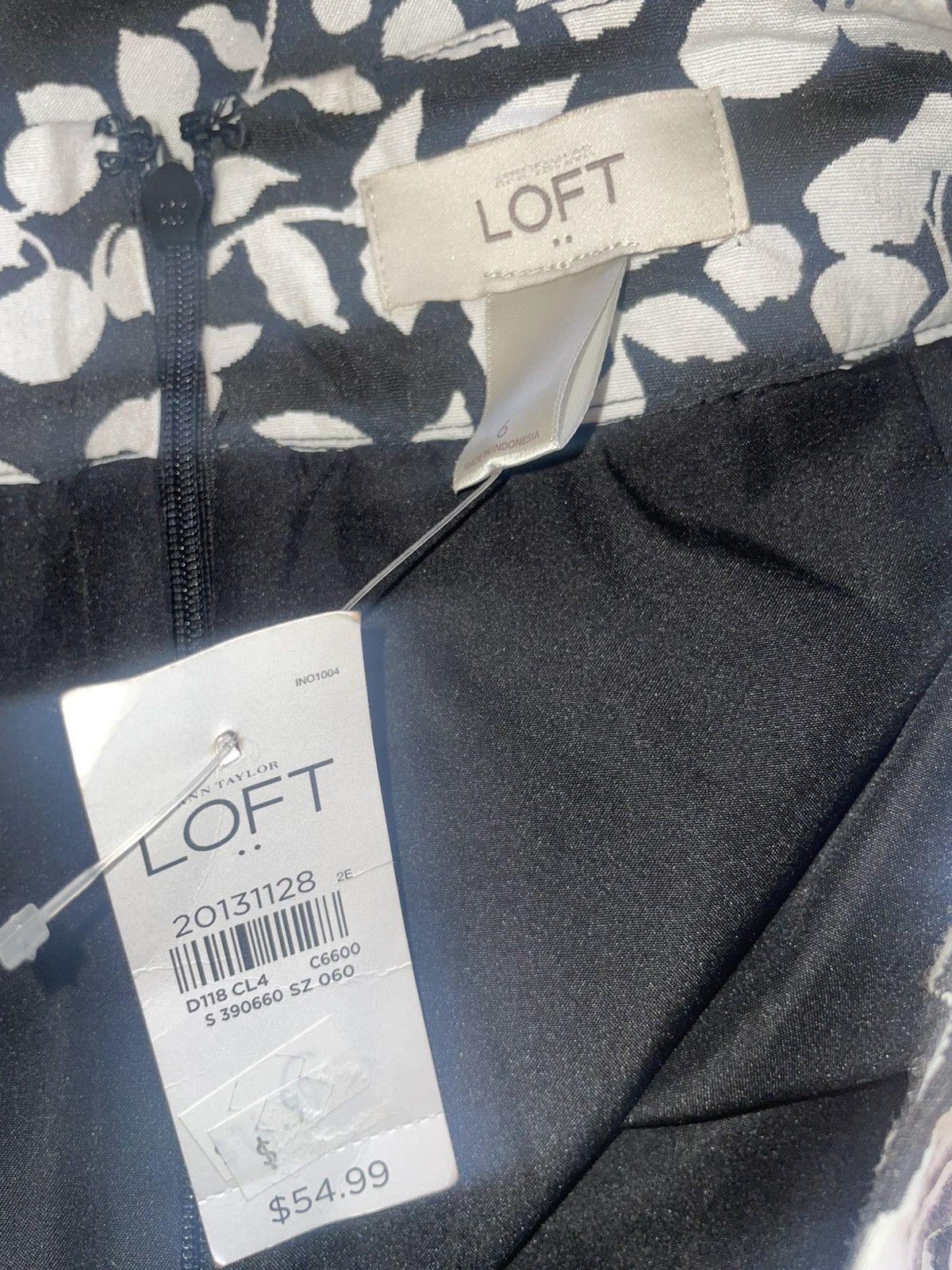 Loft LOFT floral skirt NWT sz 6 Size 28" / US 6 / IT 42 - 4 Thumbnail