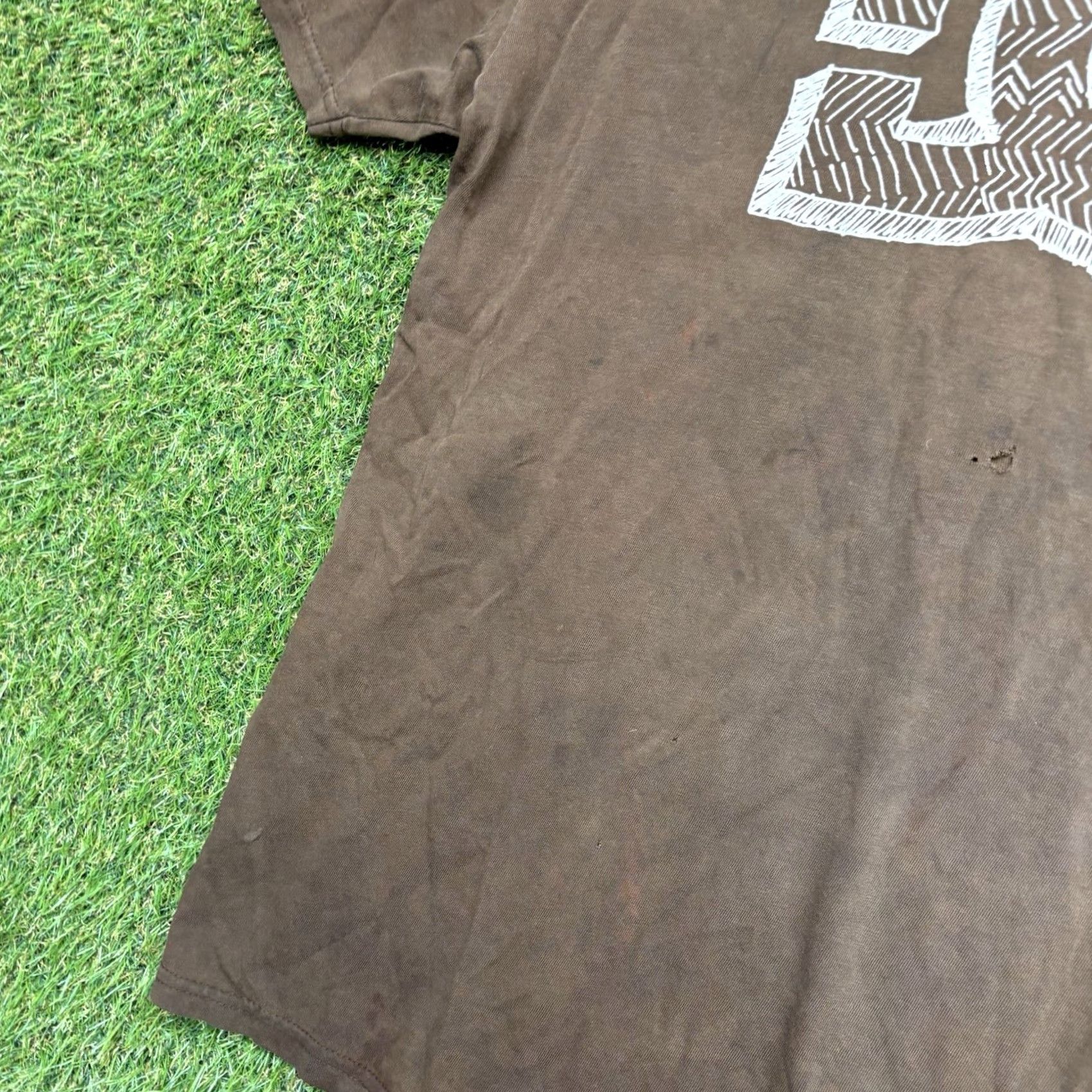Vintage VINTAGE DC Shoes Shirt Mens L Graphic Skater Grunge Brown 2000s Crew Neck Cotton Knit Logo All Seasons Mens Size US L / EU 52-54 / 3 - 4 Thumbnail
