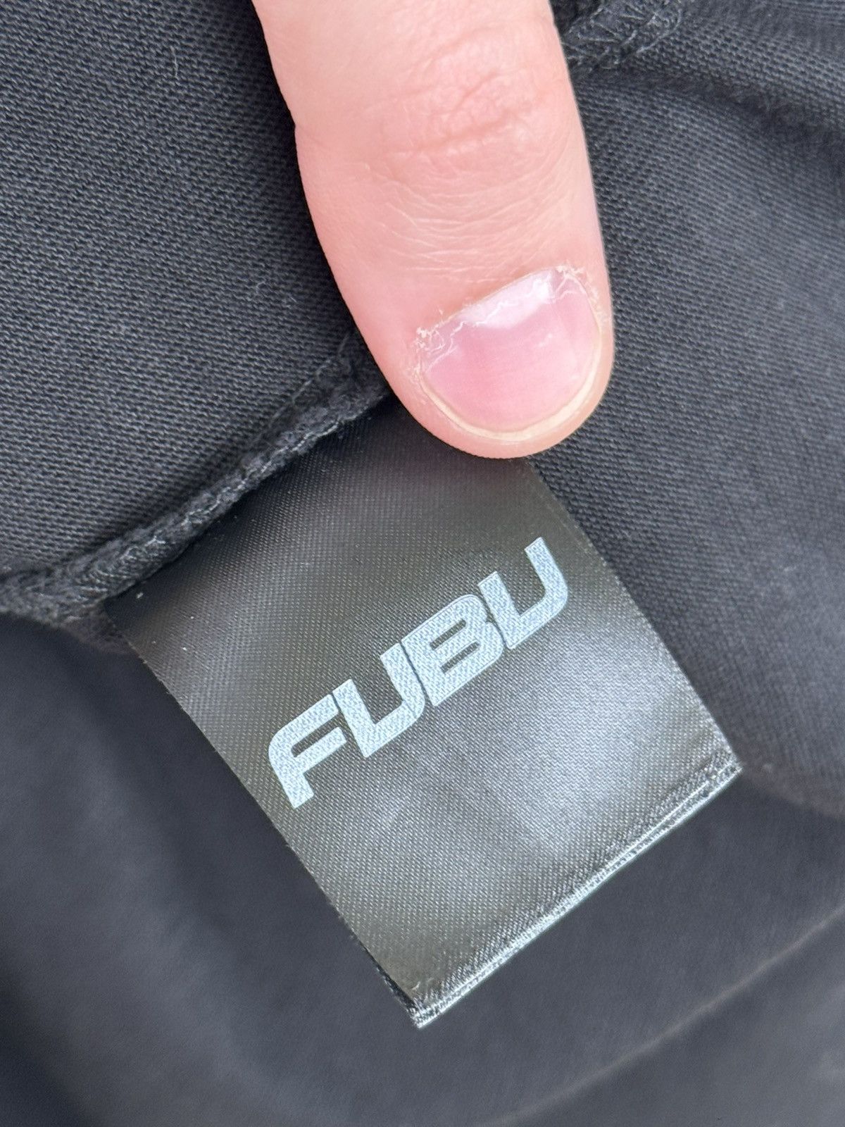 Fubu Vintage Fubu T-Shirt Big Logo Rap USA Hop Hop Y2K L Size US L / EU 52-54 / 3 - 17 Thumbnail