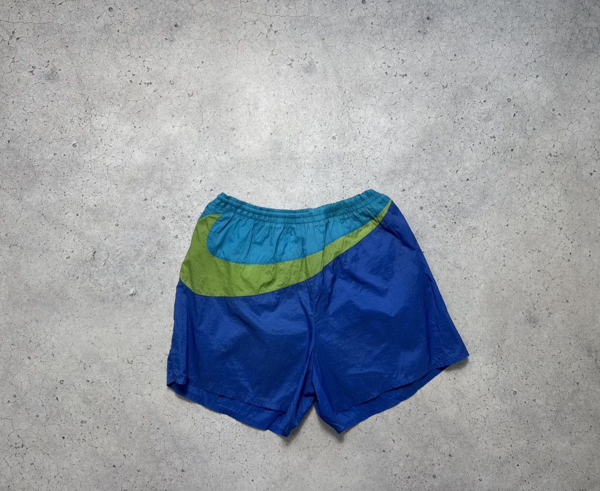 Nike Nike Big Swoosh Vintage 90’s Nylon Shorts Y2K Size US 38 / EU 54 - 1 Thumbnail