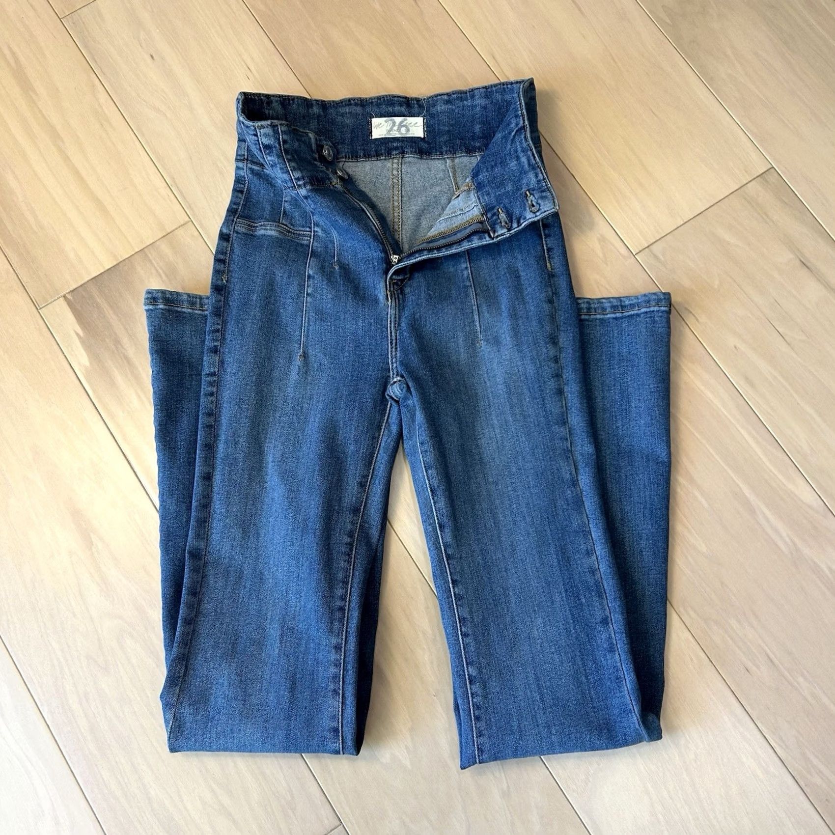 Free People Free People x We The Free Jayde Flare Denim Blue Jeans Women’s 26 Regular 5-Pocket Rise 11.5 Inseam 32 Inseam Java? Size 26" / US 2 / IT 38 - 4 Thumbnail