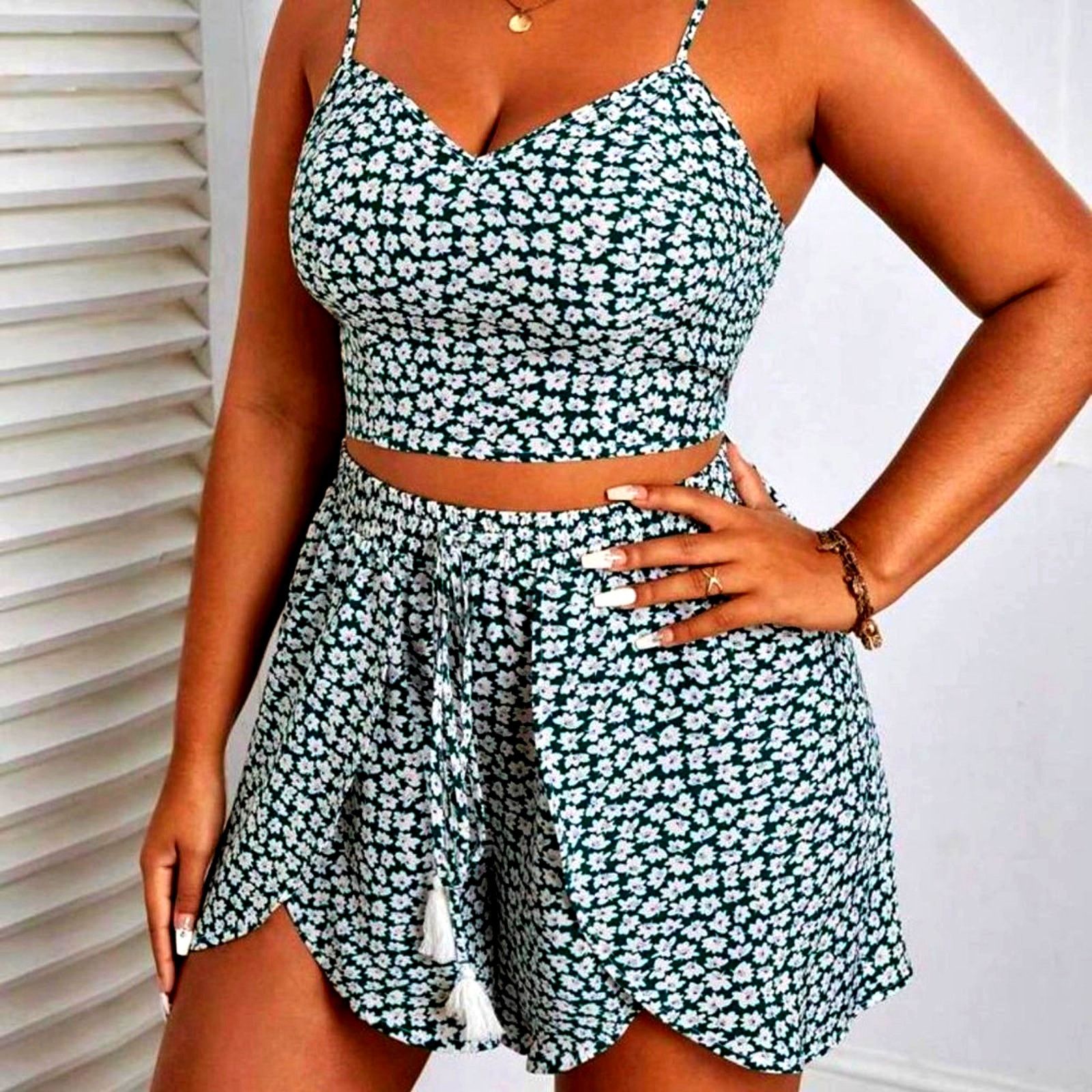 Other Ditsy Floral Cami Top Tassel Tie Front Short Set Grn/Wht 12 Size 34" / US 12 / IT 48 - 3 Thumbnail