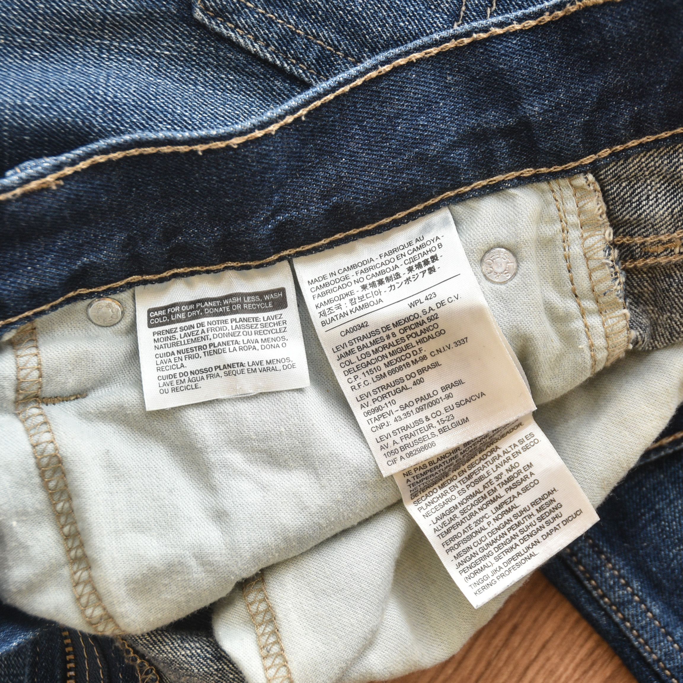 Levi's Levis 527 Trend Hype Bootcut Jeans Dark Wash W33 L34 Y2K Size US 33 - 16 Thumbnail