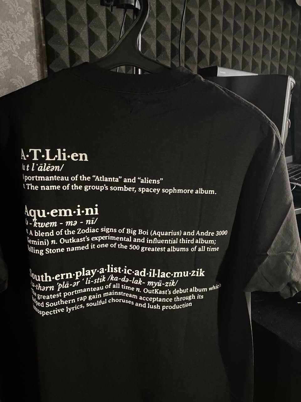 Pleasures Pleasures - OutKast Vocabulary Tee Size US M / EU 48-50 / 2 - 5 Thumbnail