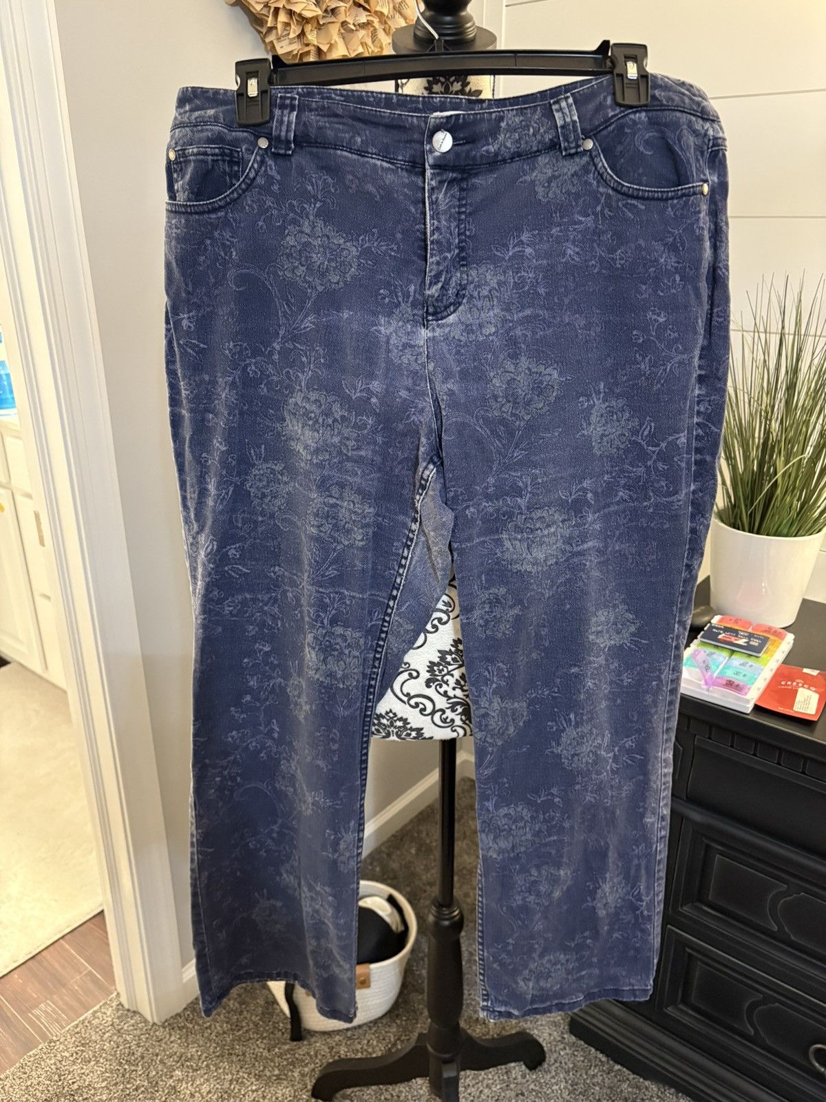 Croft & Barrow Floral print size 16 stretch denim jeans Size 38" / US 16 / IT 52 - 1 Thumbnail