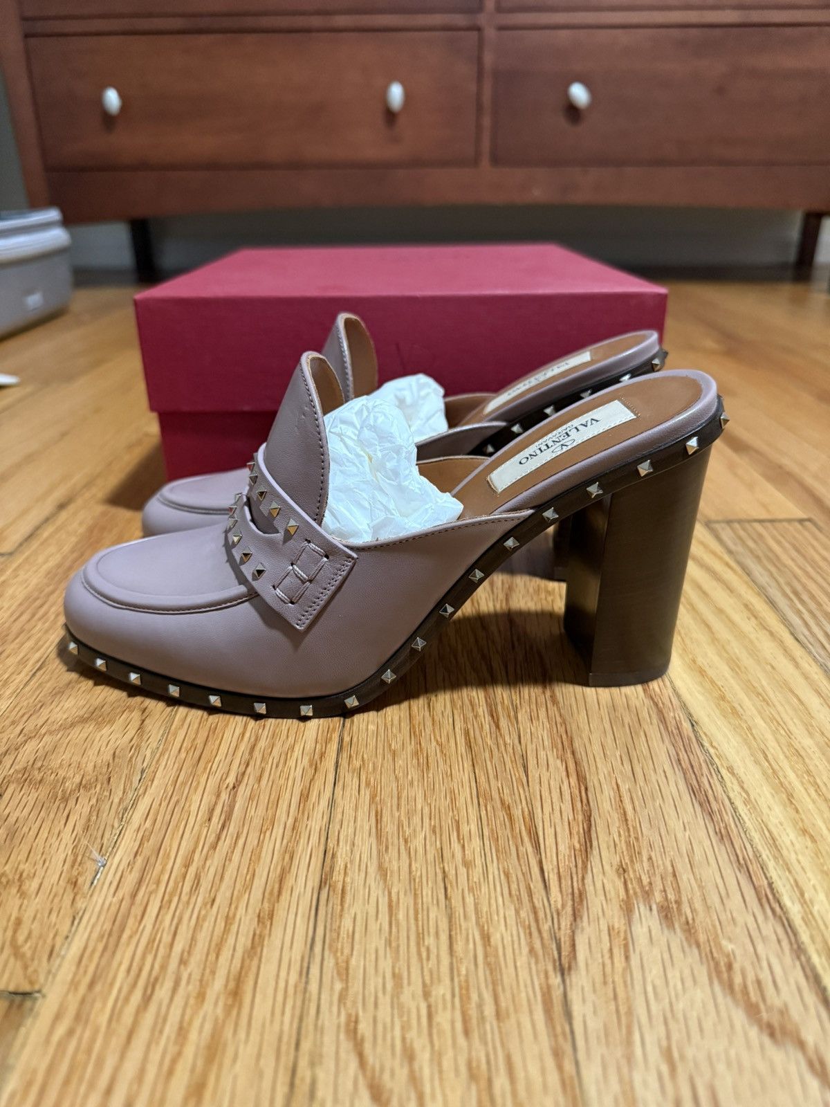 Valentino Valentino Womens Mule/ Heel Shoe 38 Size US 8 / IT 38 - 2 Thumbnail