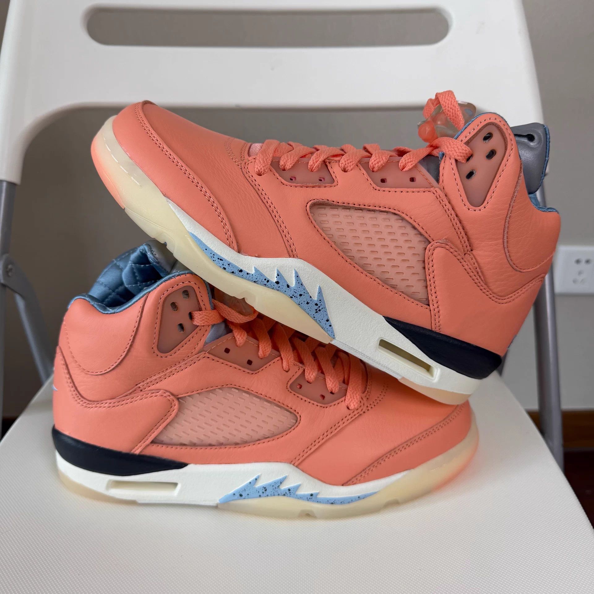 Dj Khaled DJ Khaled x Jordan 5 'Crimson Bliss' H.T. Unisex Size US 7.5 / EU 40-41 - 7 Thumbnail