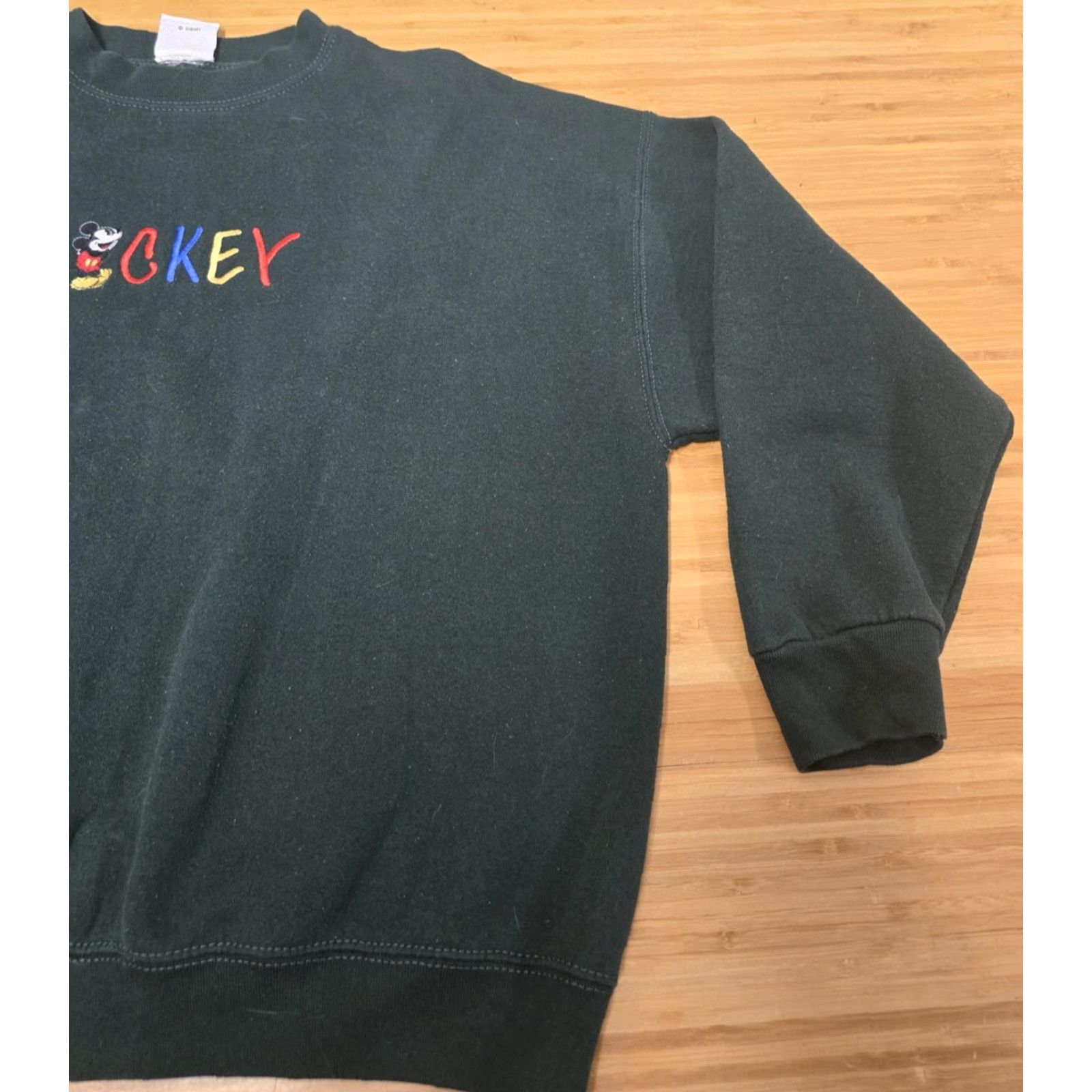 Disney VINTAGE Mickey & Co Sweatshirt Mens Large Green Embroidered Mickey Mouse 90s Size US L / EU 52-54 / 3 - 2 Thumbnail