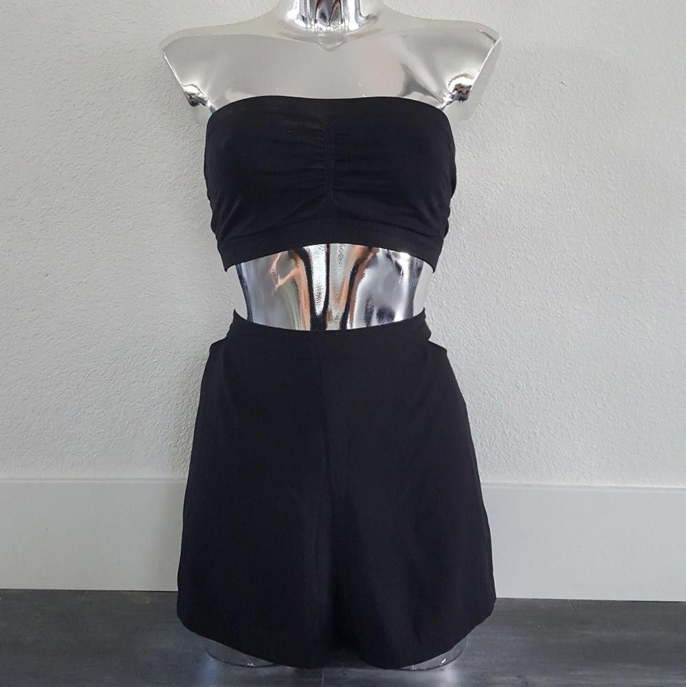 Forever 21 Black Side Cut Detailed F21 Short Size 32" / US 10 / IT 46 - 1 Thumbnail