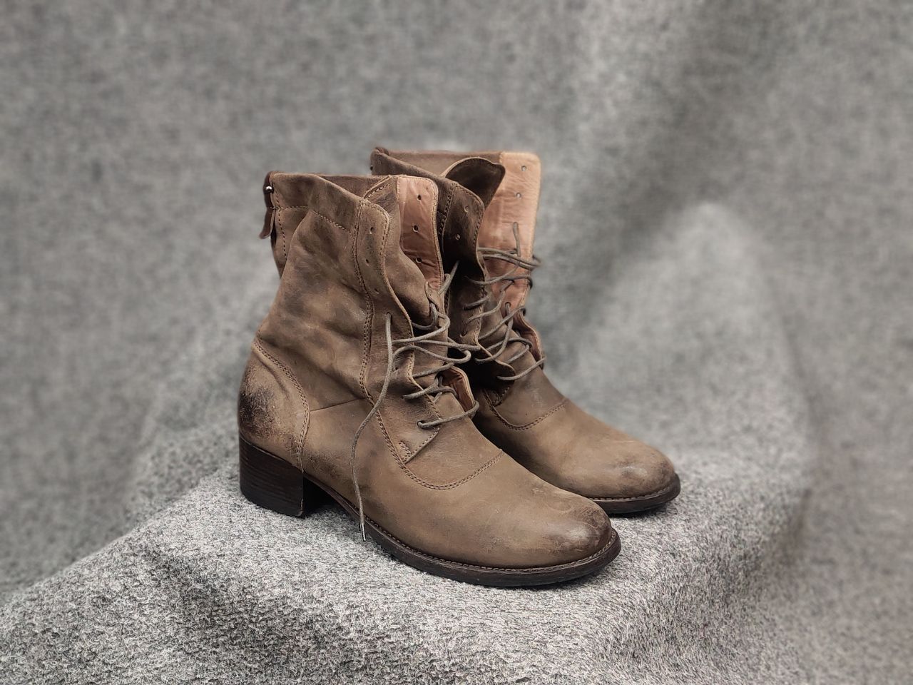 Pantanetti Design Brown Faded Leather Lace Up Ankle Boots