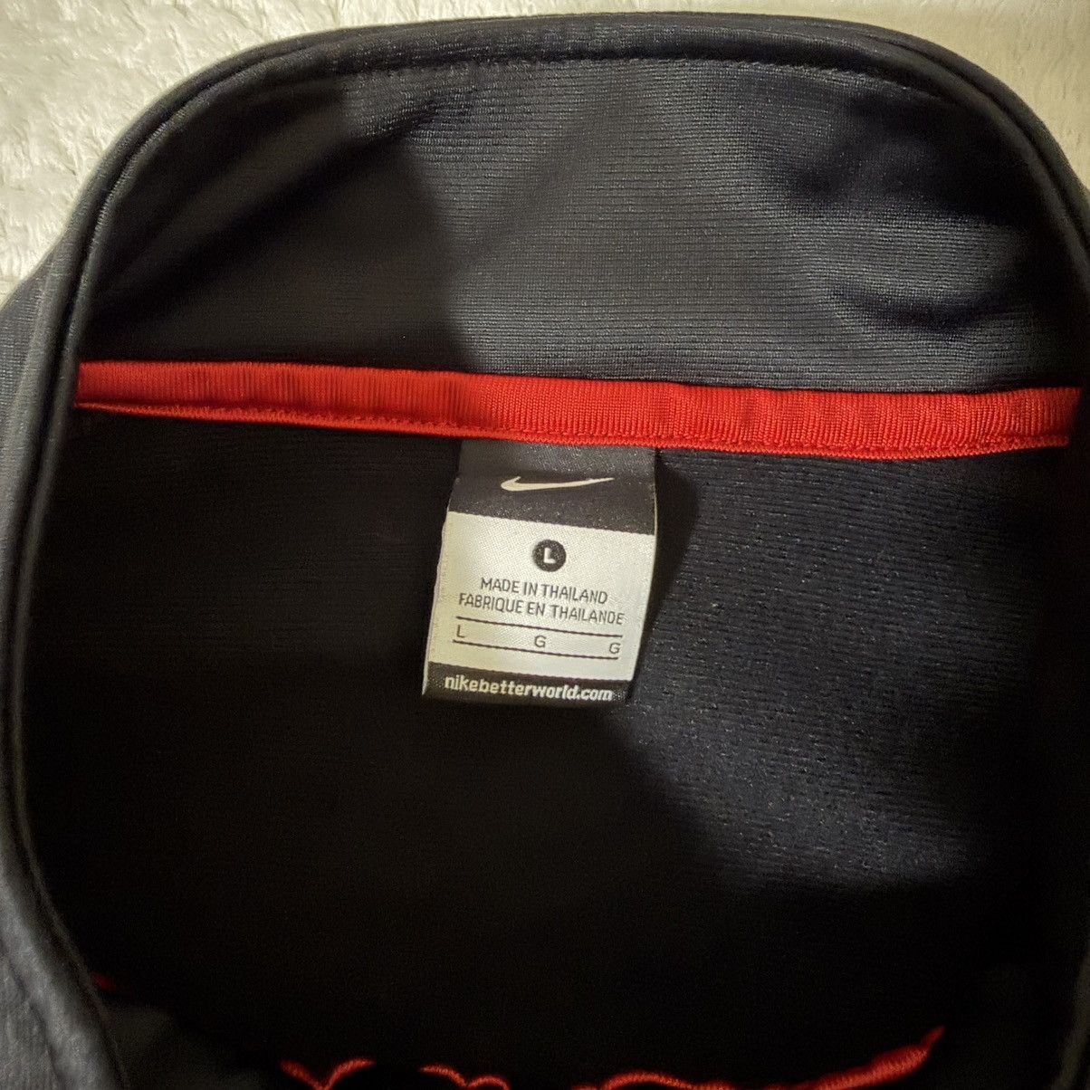 Nike y2k black and red Nike track jacket Size US L / EU 52-54 / 3 - 3 Thumbnail