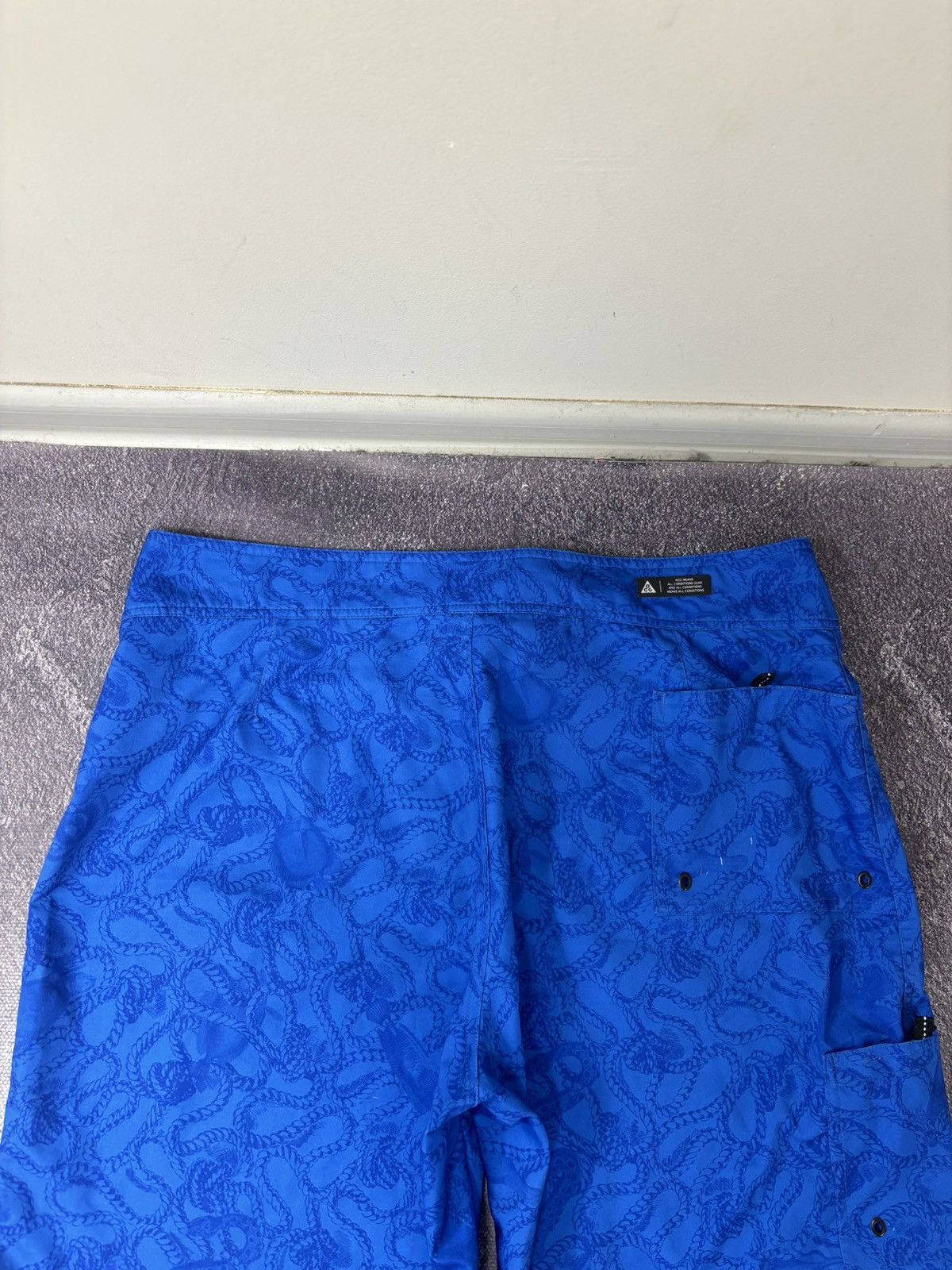 Nike ACG Nike ACG Men’s Y2K Fish Rope Blue Hype Board Swim Shorts Size US 36 / EU 52 - 13 Thumbnail