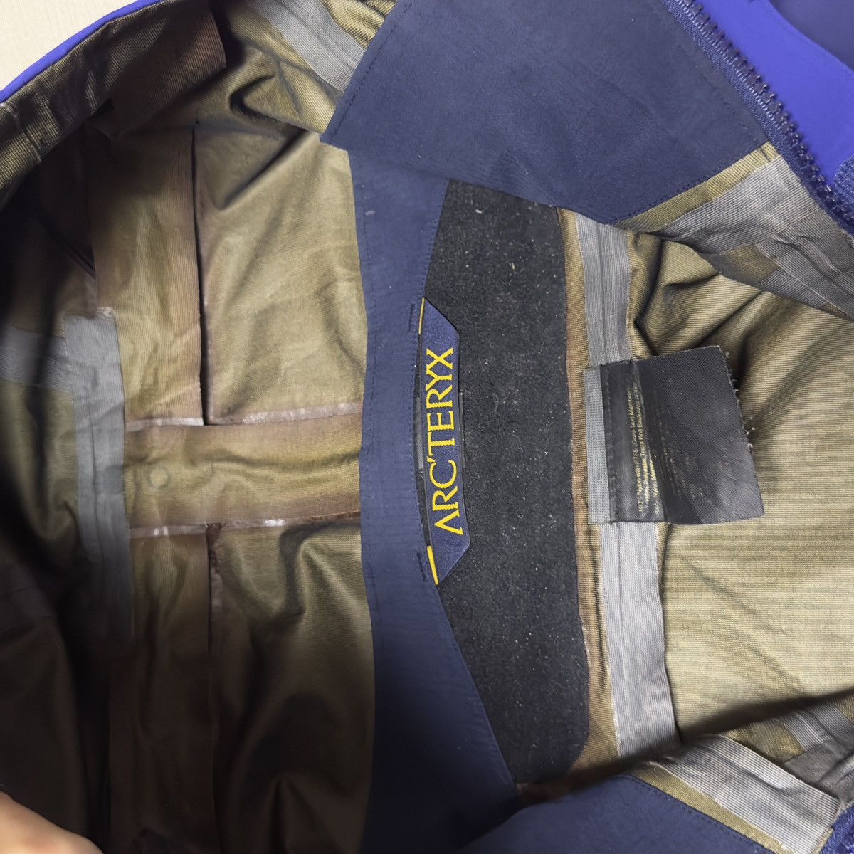 Arc'teryx 90’s Arc’teryx Theta AR Too Blue 24K Gold Gore-Tex Jacket Size US S / EU 44-46 / 1 - 17 Thumbnail