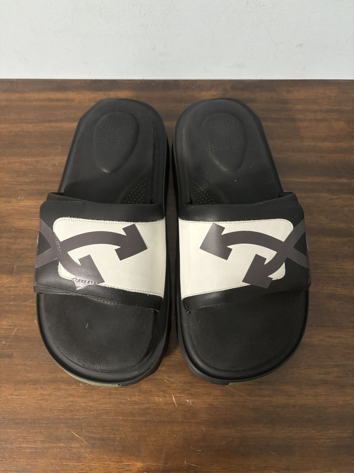 Off-White Off White Sponge Slides Size US 11 / EU 44 - 2 Thumbnail
