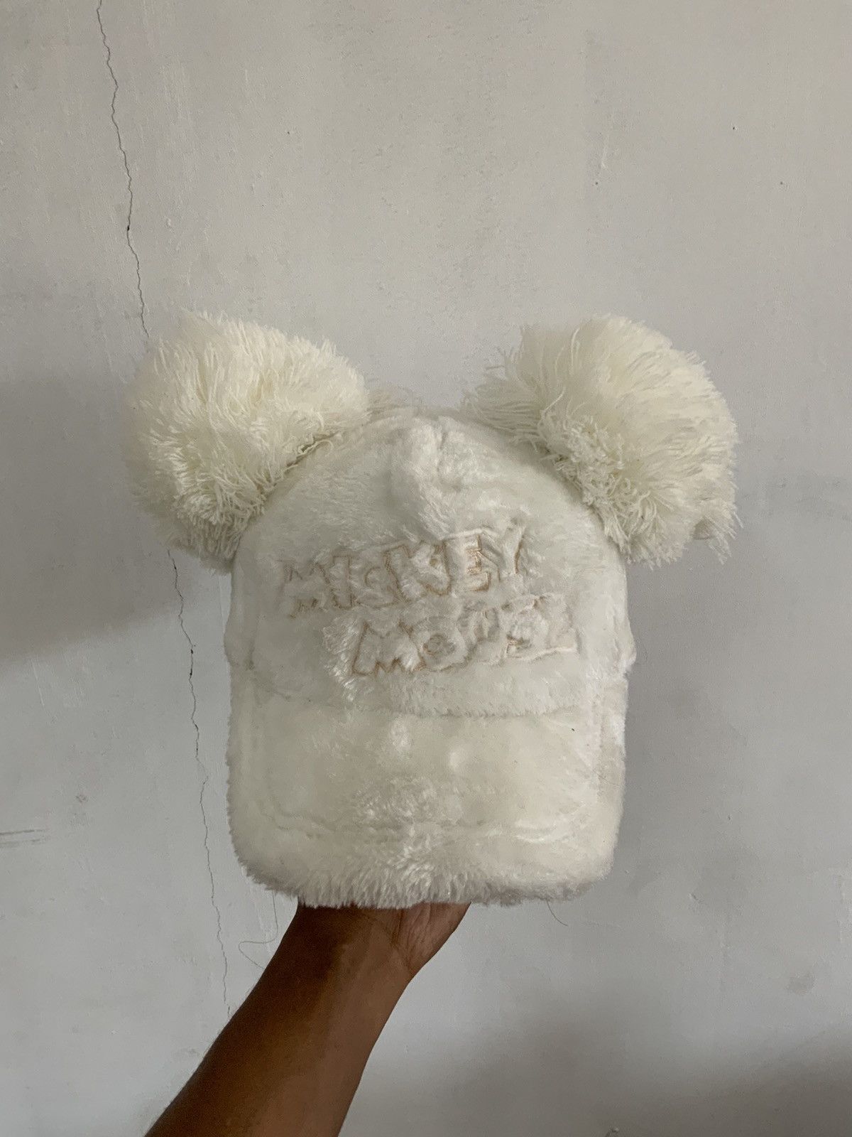 Disney Mickey Mouse Mohair Fur Disney Hat Cap Size ONE SIZE - 1 Thumbnail
