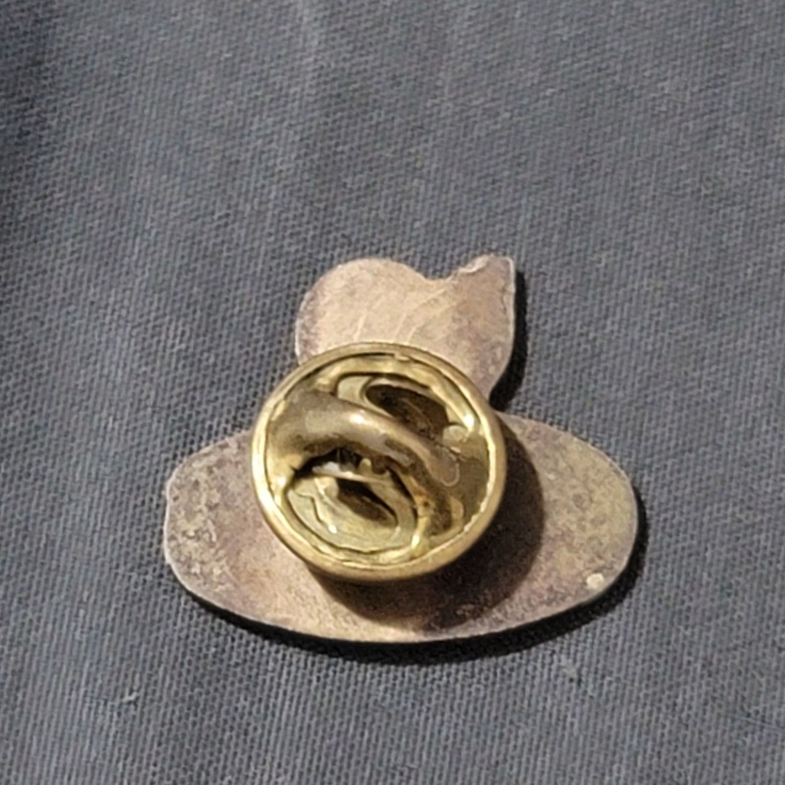 The Unbranded Brand Vtg 1988 Seoul Korea Olympic Games Stadium Lapel Pin Size ONE SIZE - 2 Thumbnail