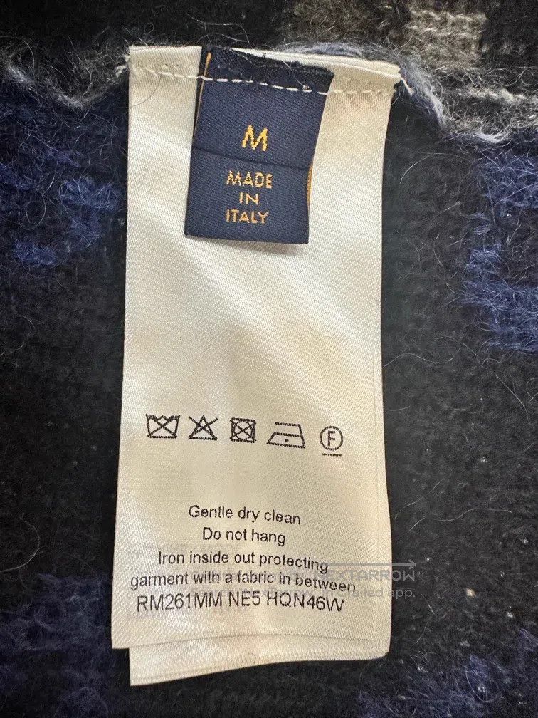 Louis Vuitton Louis Vuitton SS 26 Holiday Collection Monogram Mohair V-N Size US M / EU 48-50 / 2 - 4 Thumbnail