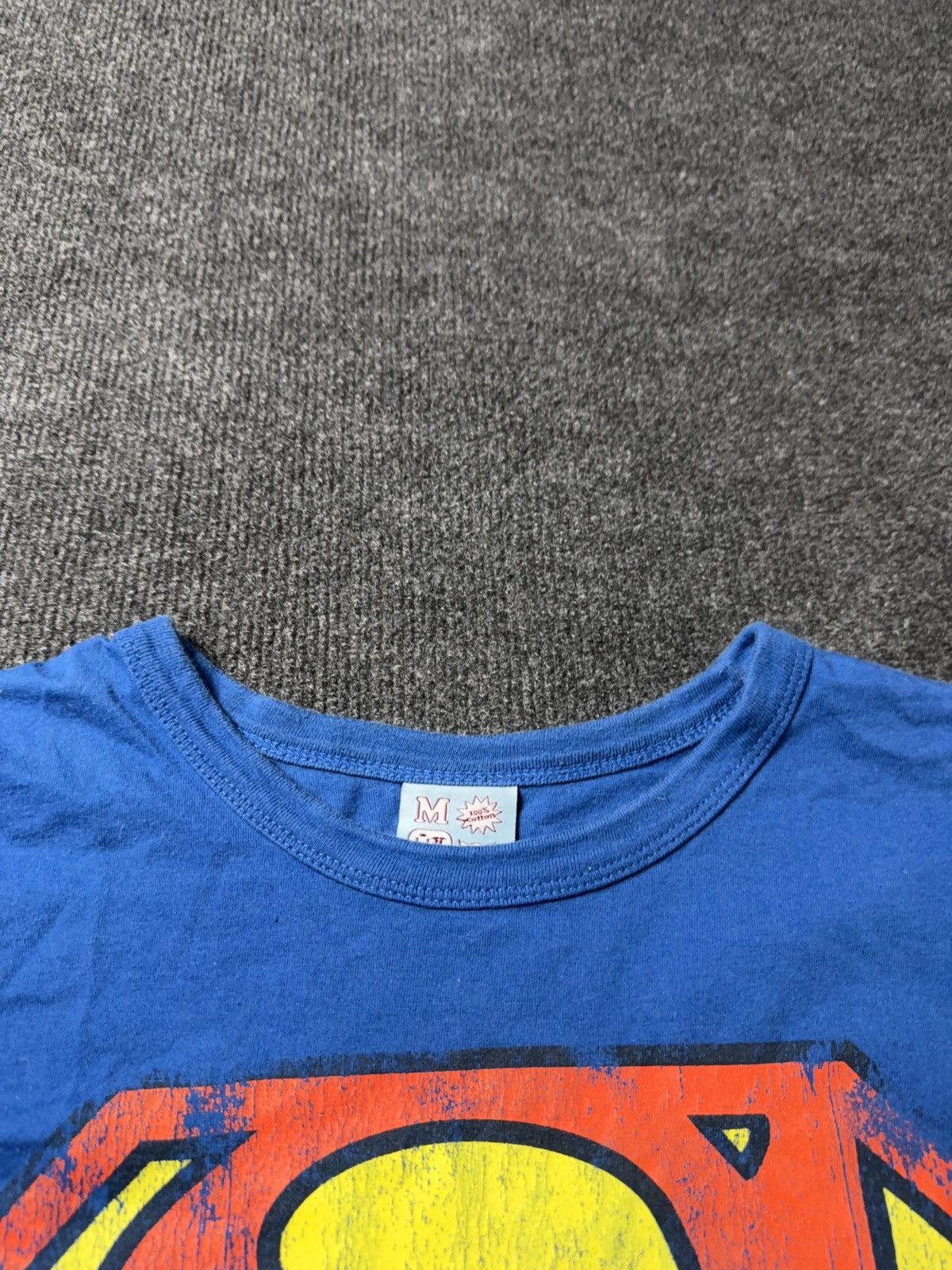 DC Comics Vintage 2009 DC Superman Distressed Graphic T-Shirt Blue Size US M / EU 48-50 / 2 - 8 Thumbnail