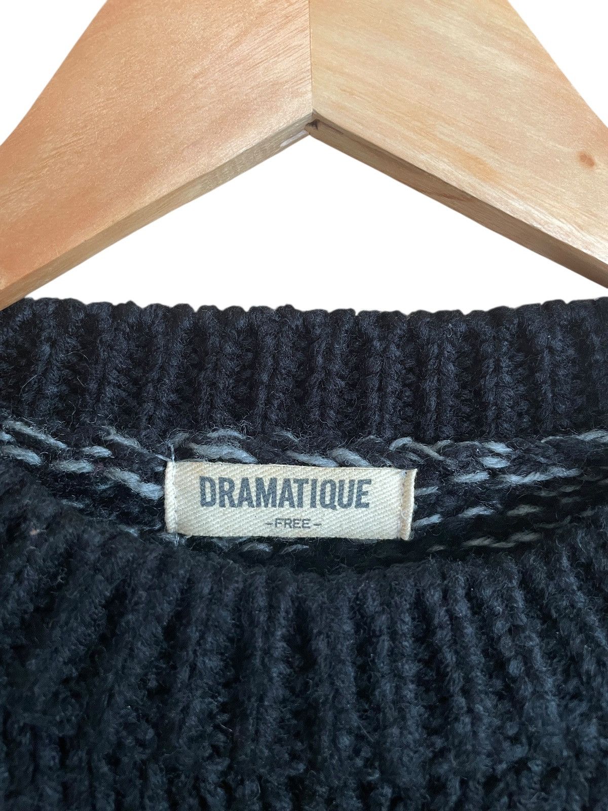 Japanese Brand Vintage Japanese Brand Dramatique Knitwear 1990s Size US M / EU 48-50 / 2 - 5 Thumbnail