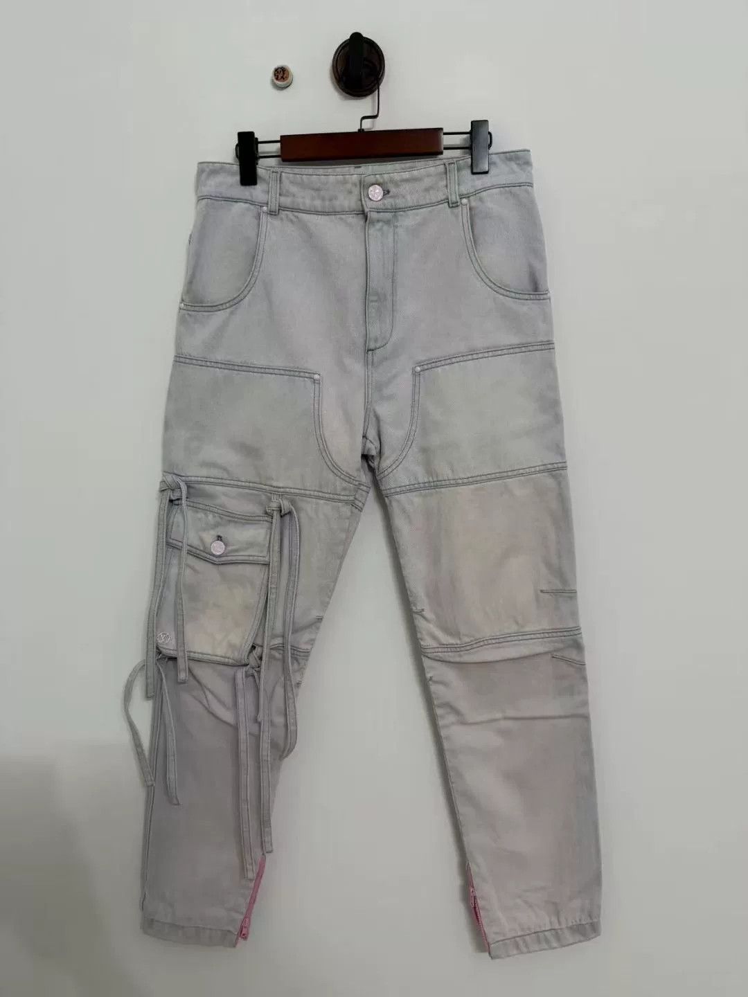 Louis Vuitton Louis Vuitton Blue Pink Detailed Denim Pants Size US 30 / EU 46 - 1 Thumbnail